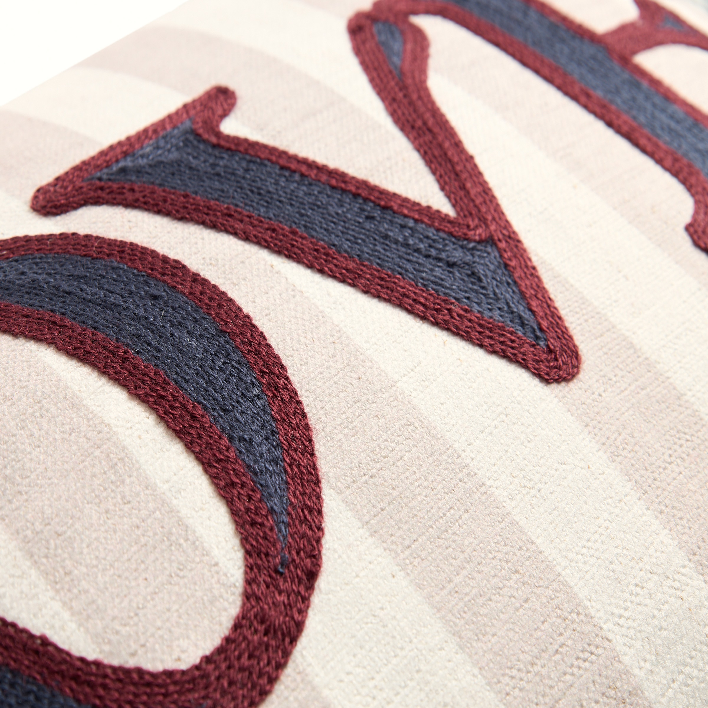 TOM TAILOR HOME Dekokissen »Love«, mit Leinenanteil