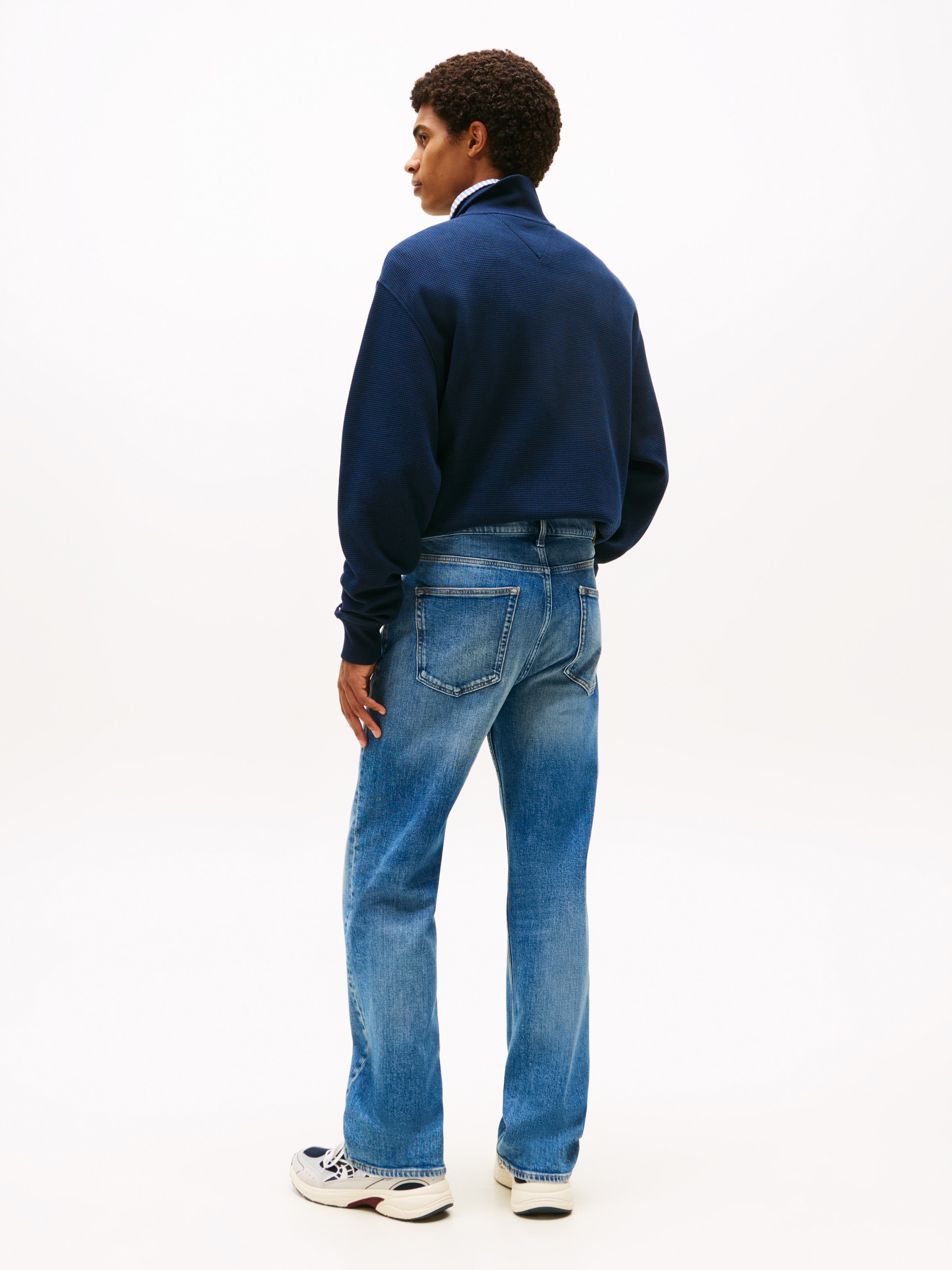 Tommy Jeans Regular-fit-Jeans »Otis Regular Straight«, Gerade geschnittene Jeans, regulärer Leibhöhe
