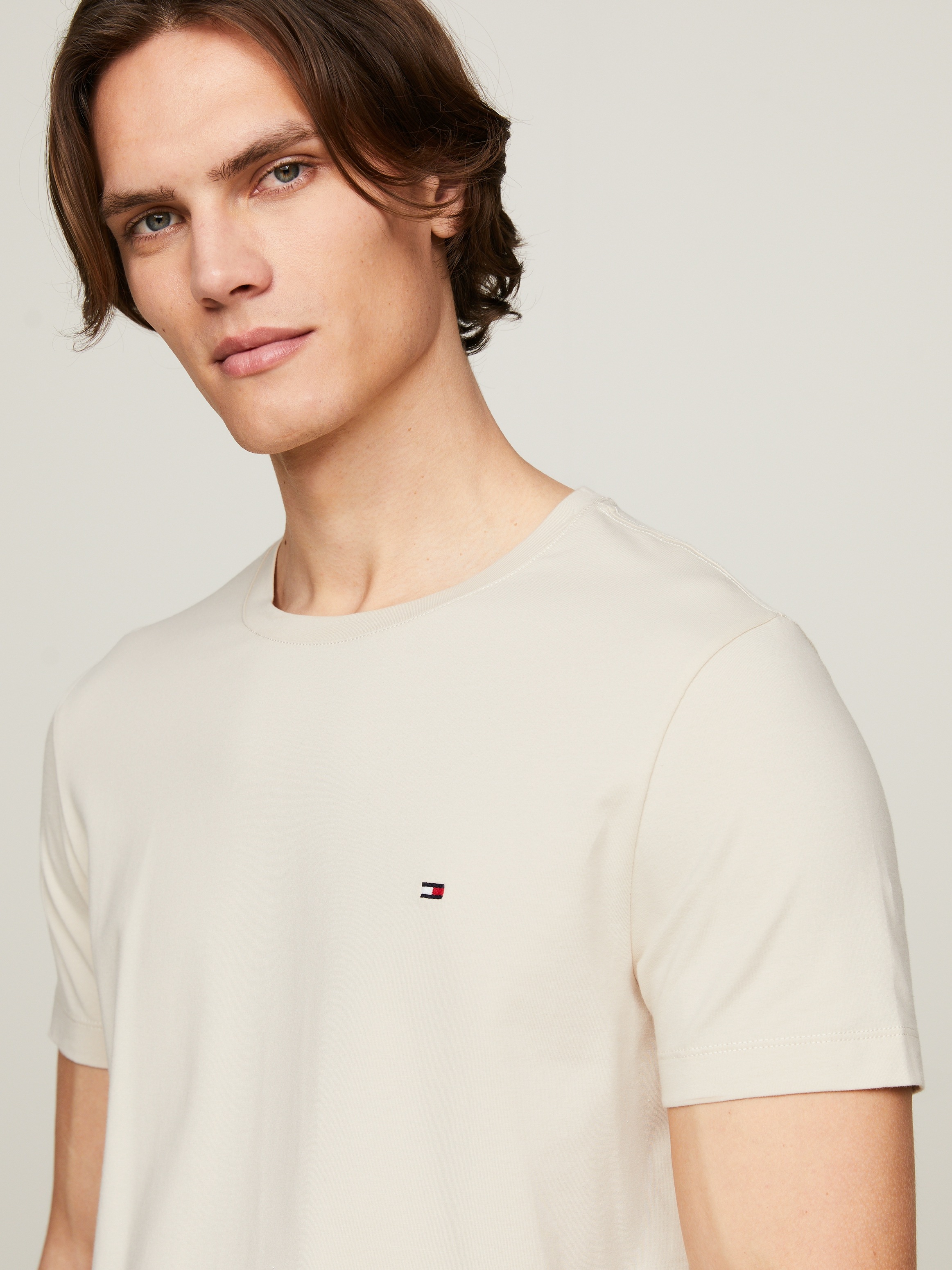Tommy Hilfiger T-Shirt »STRETCH SLIM FIT TEE«, mit Rundhalsausschnitt