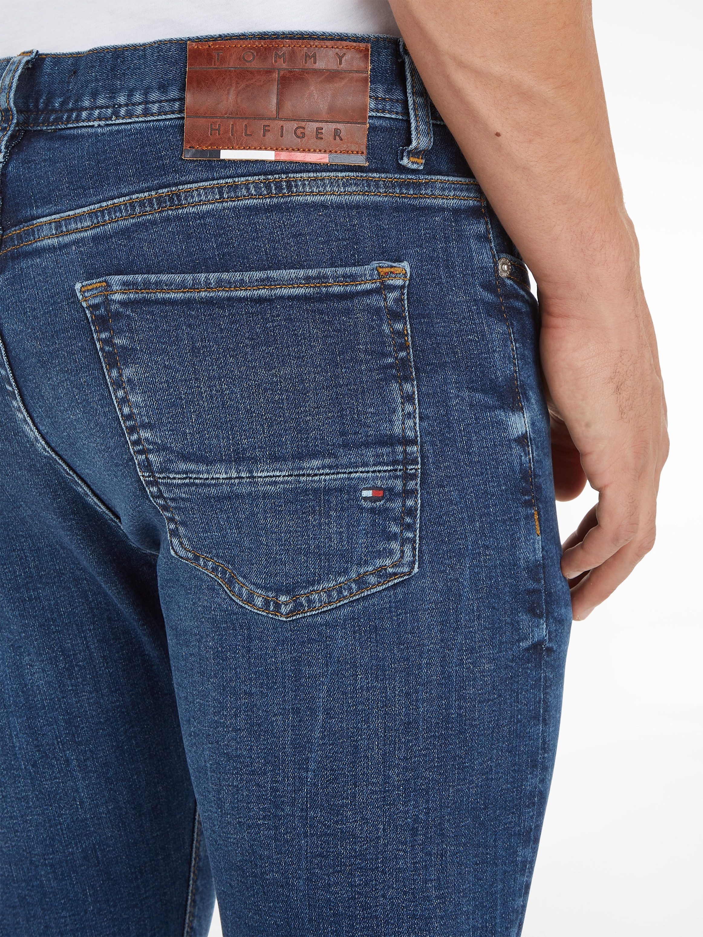 Tommy Hilfiger Slim-fit-Jeans »Bleecker«, mit Baumwoll-Denim Stretch, extra bequem