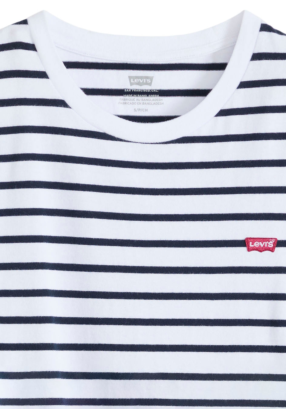 Levi's® T-Shirt »PERFECT TEE« mit kleiner Logo-Stickerei