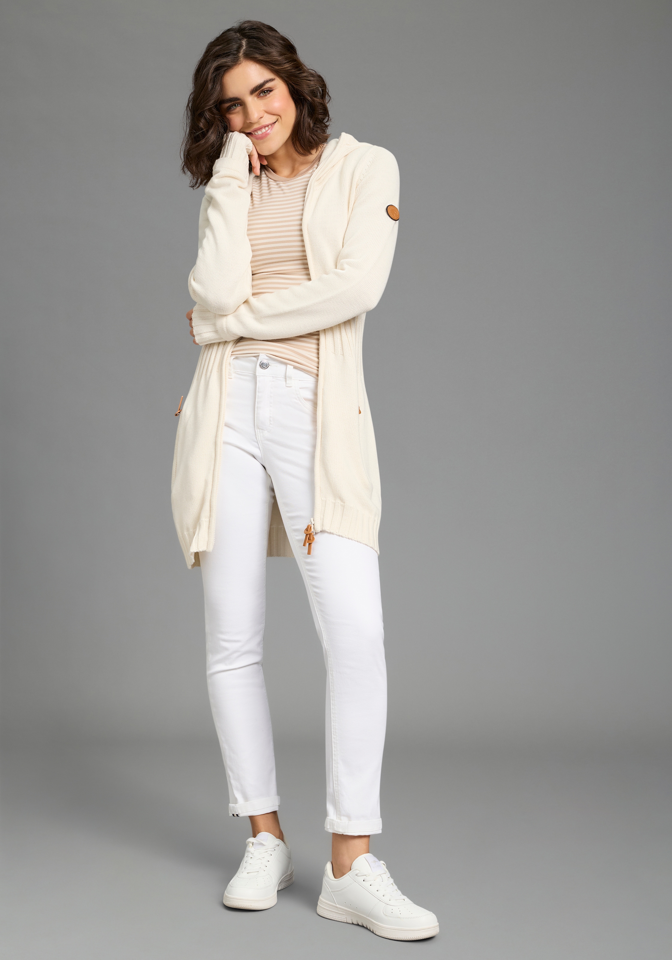 KangaROOS Kapuzenstrickjacke in schmeichelnder Longform