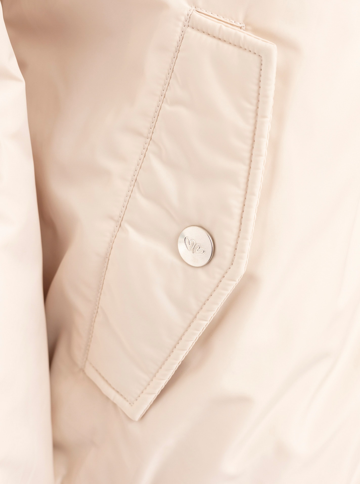 Zwillingsherz Bomberjacke »"Wild Heart"« 1 Stk. tlg. ohne Kapuze Stickerei, Reißverschluss,Taschen mit Druckknöpfen