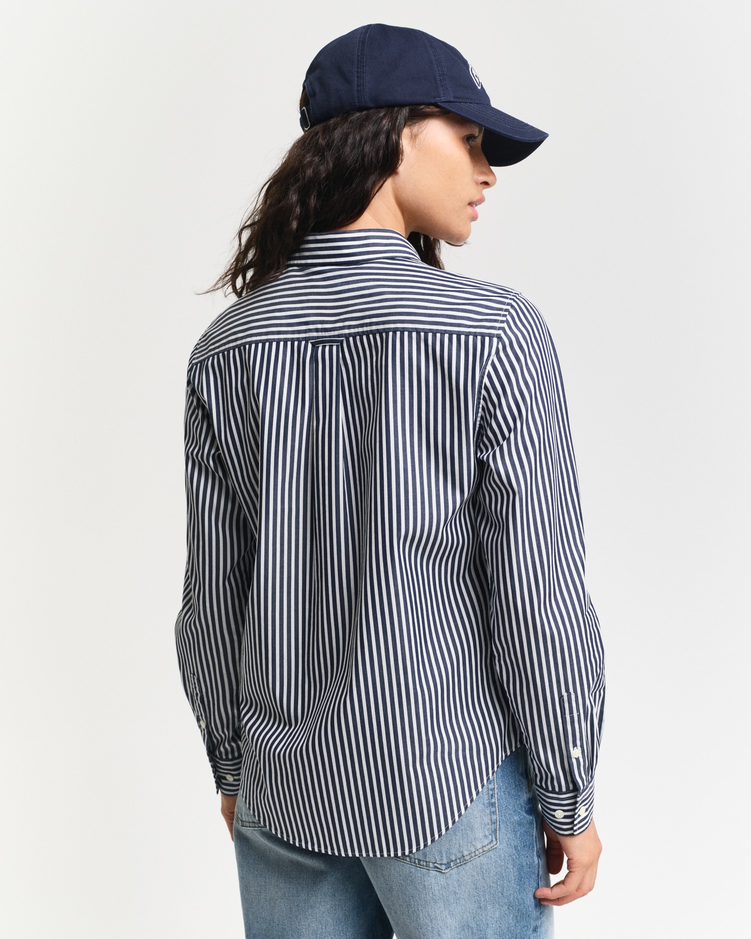 Gant Hemdbluse »REG POPLIN STRIPED SHIRT«, mit einer kleinen Logostickerei auf der Brust