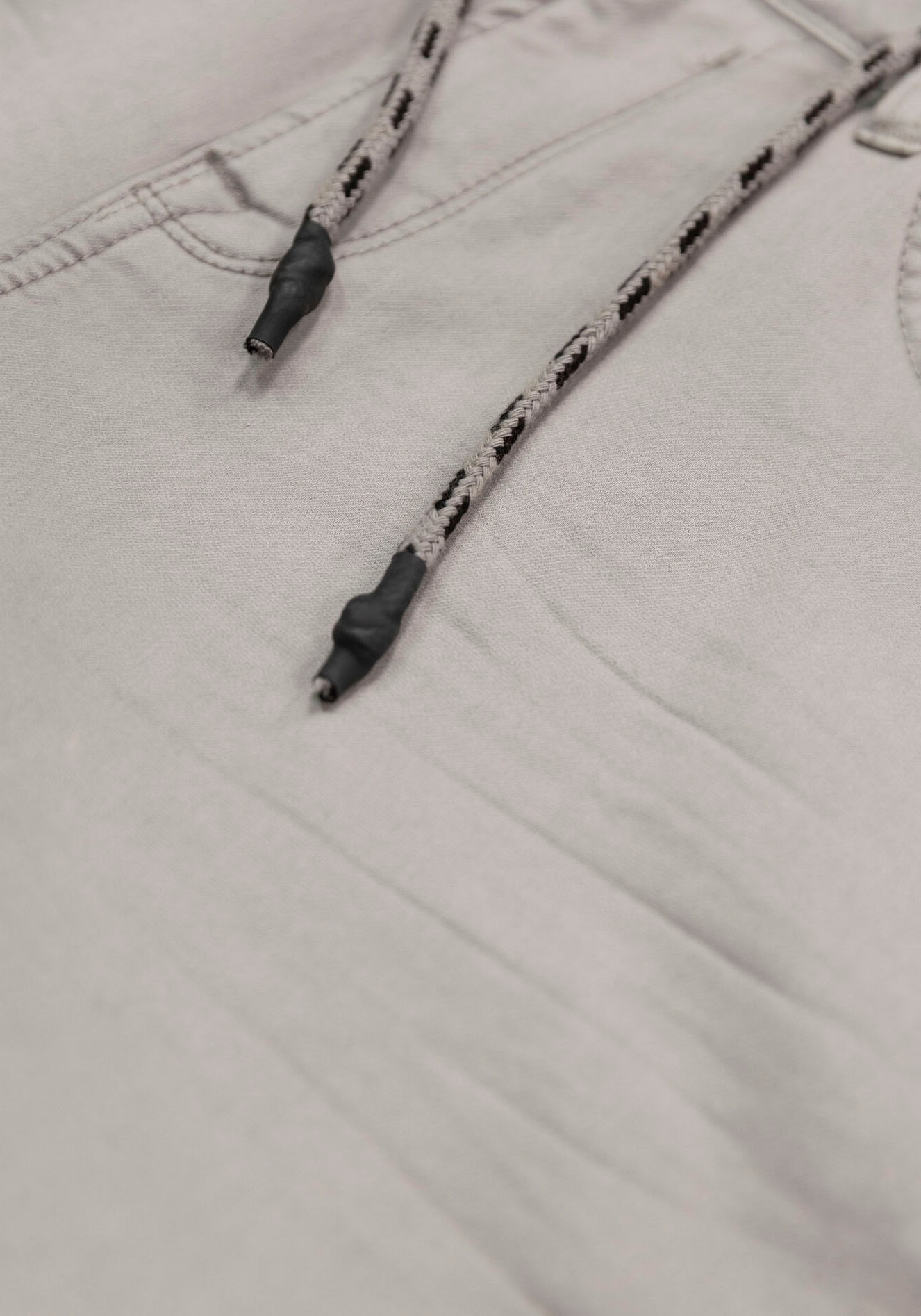 Garcia Jeansshorts »Savio«