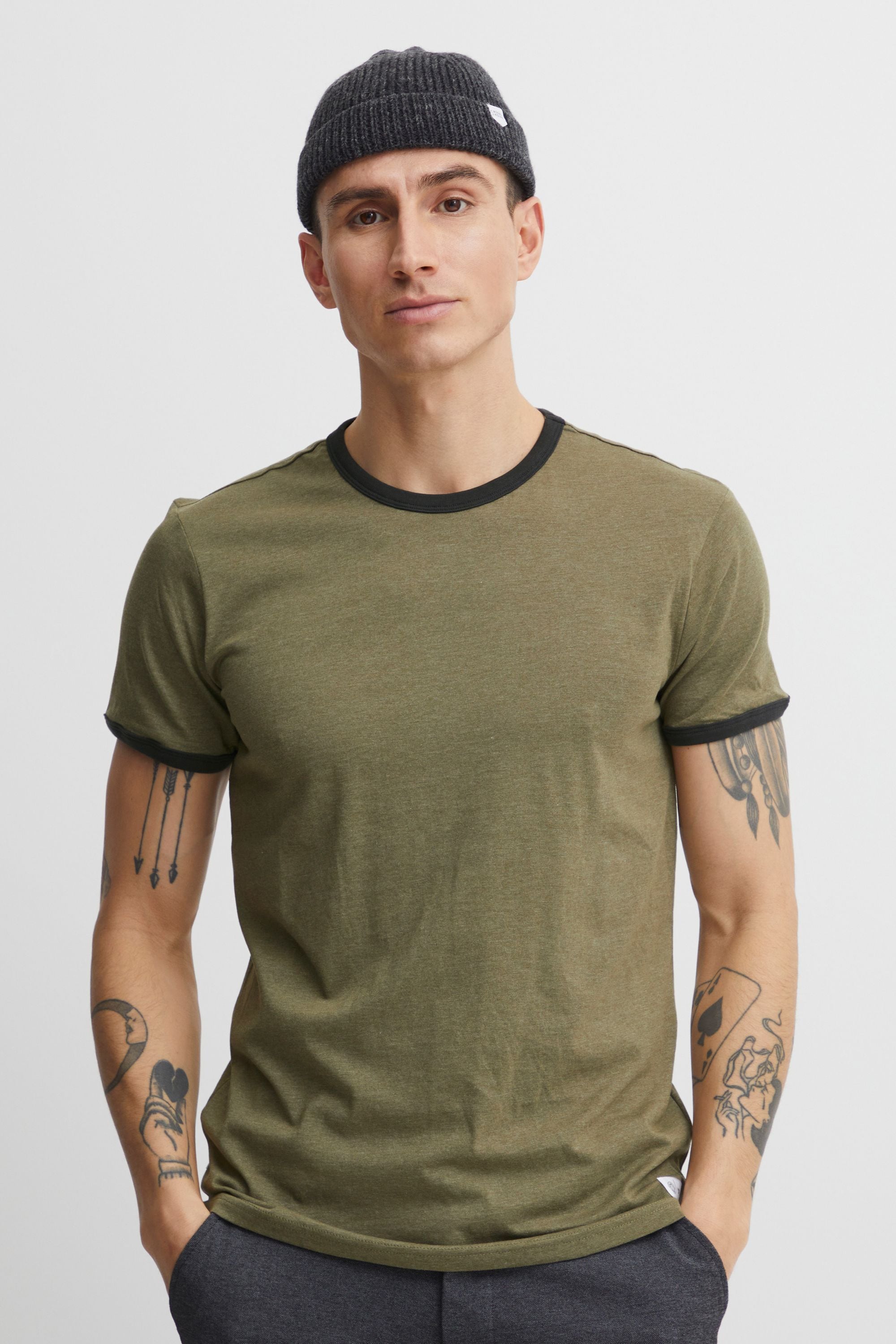 !Solid Rundhalsshirt »Rundhalsshirt SDManoldo«