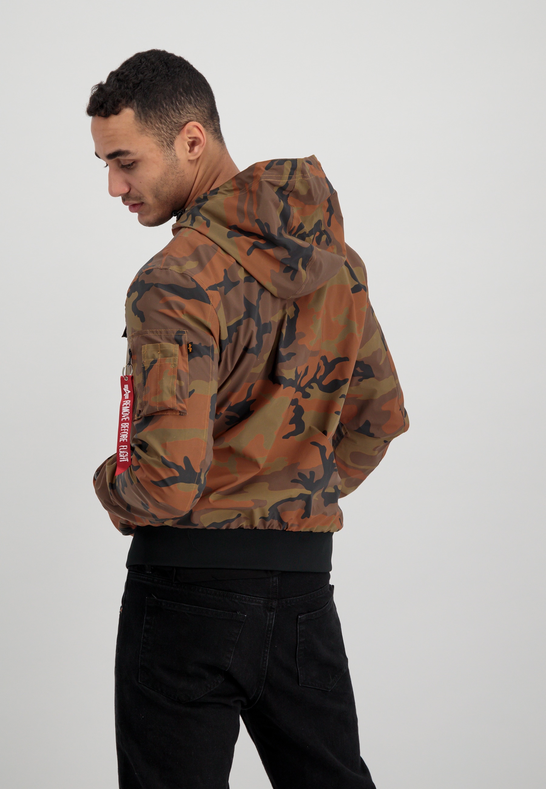 Alpha Industries Bomberjacke »MA-1 LW Hooded Refl. Camo«