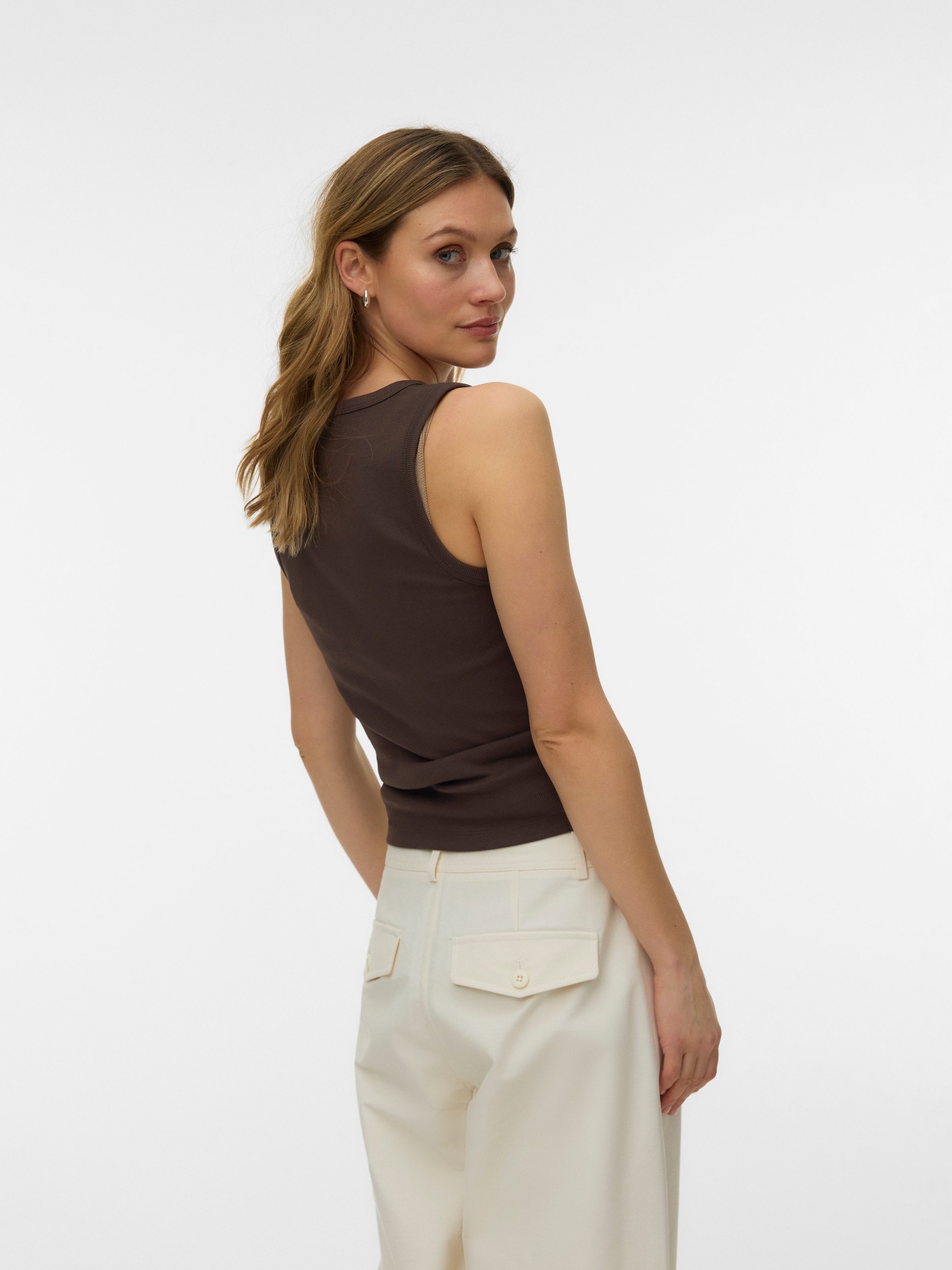Vero Moda Tanktop »VMCHLOE SL SHORT TANK TOP NOOS« Baumwollmischung