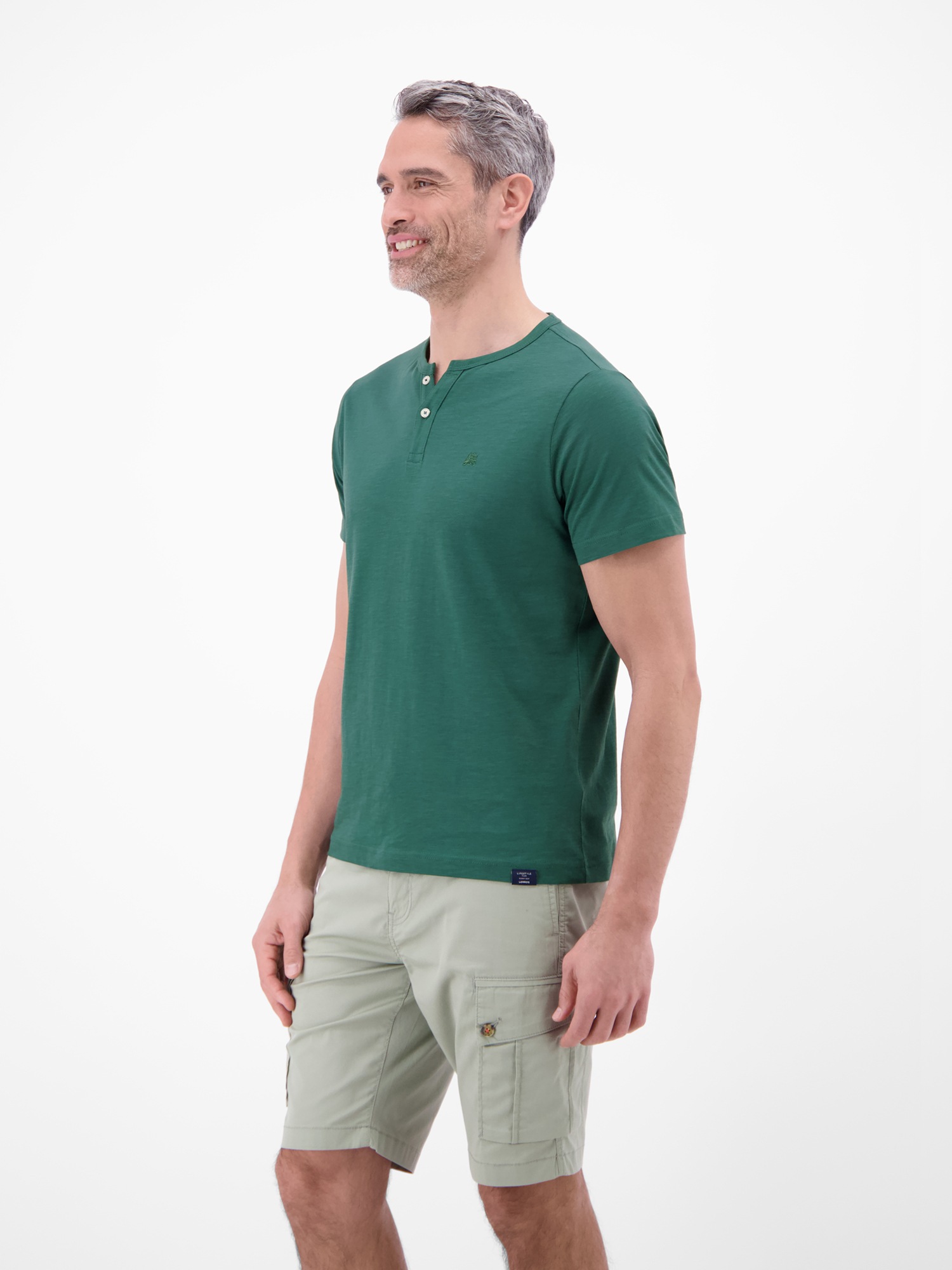 LERROS T-Shirt »T-Shirt mit Rundhalsausschnitt und Knopfleiste«