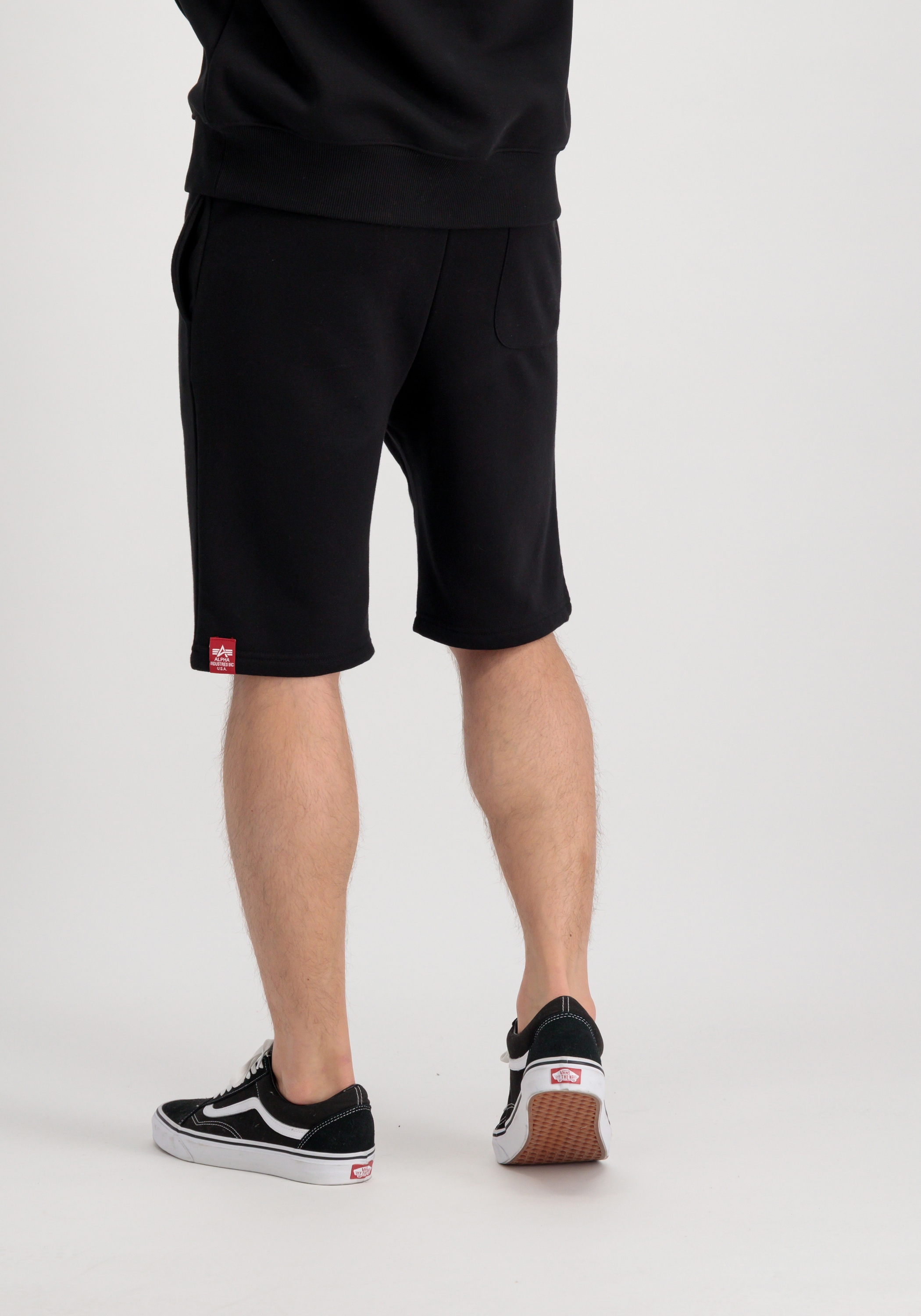 Alpha Industries Sweatshorts »Alpha Industries Men - Shorts Basic Short AI Foil Print«