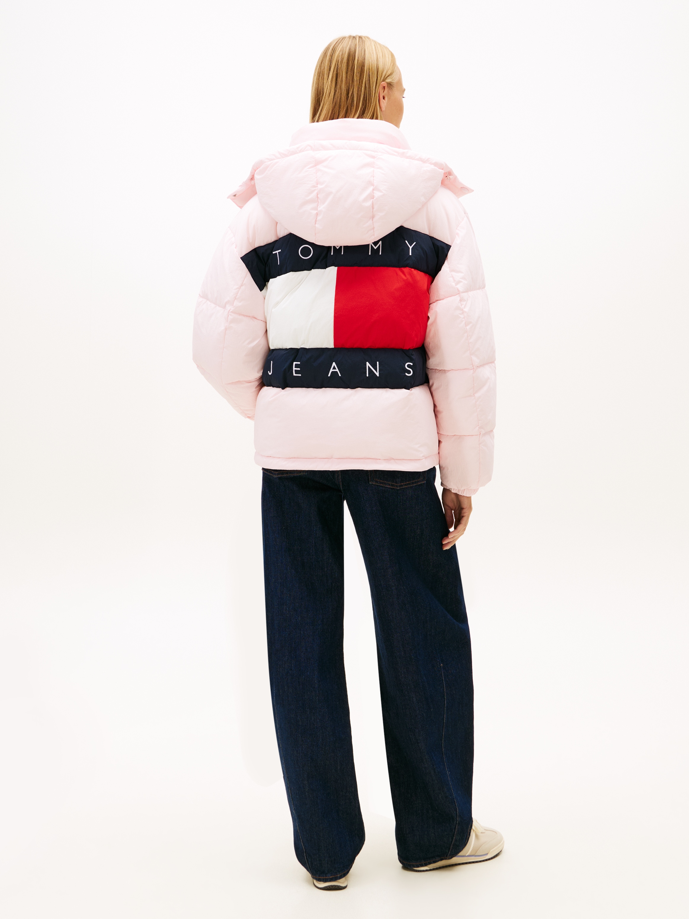 Tommy Jeans Steppjacke »TJW OVS HOODED FLAG PUFFER EXT« mit Kapuze