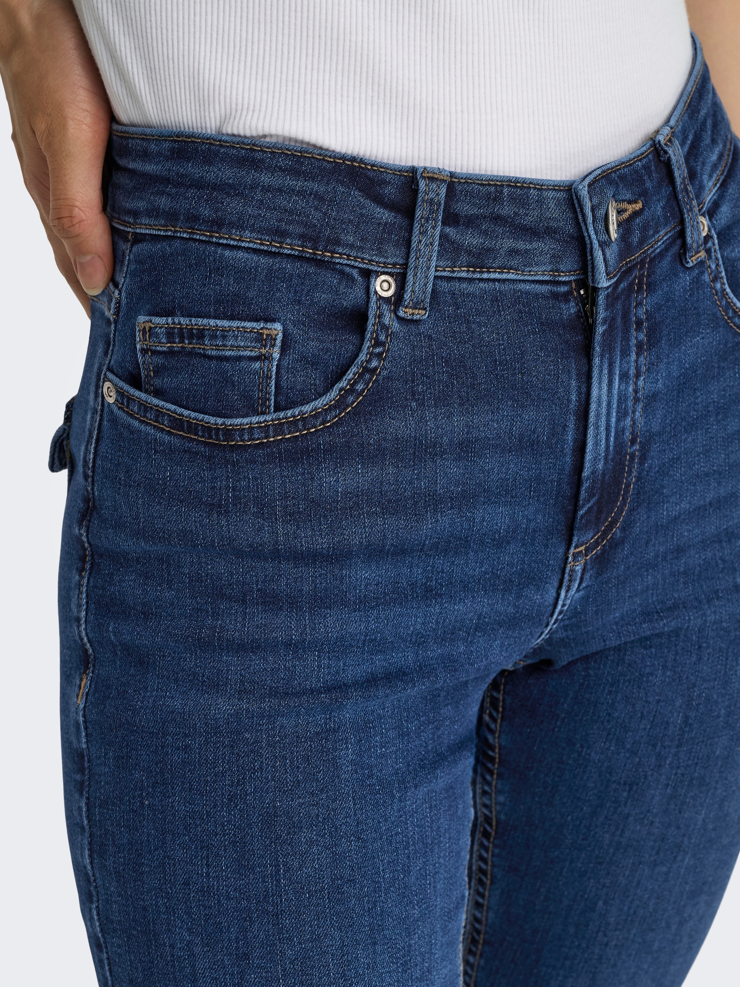 ONLY Bootcut-Jeans »ONLBLUSH MW B-POC FLARED DNM PIM134 NOOS«