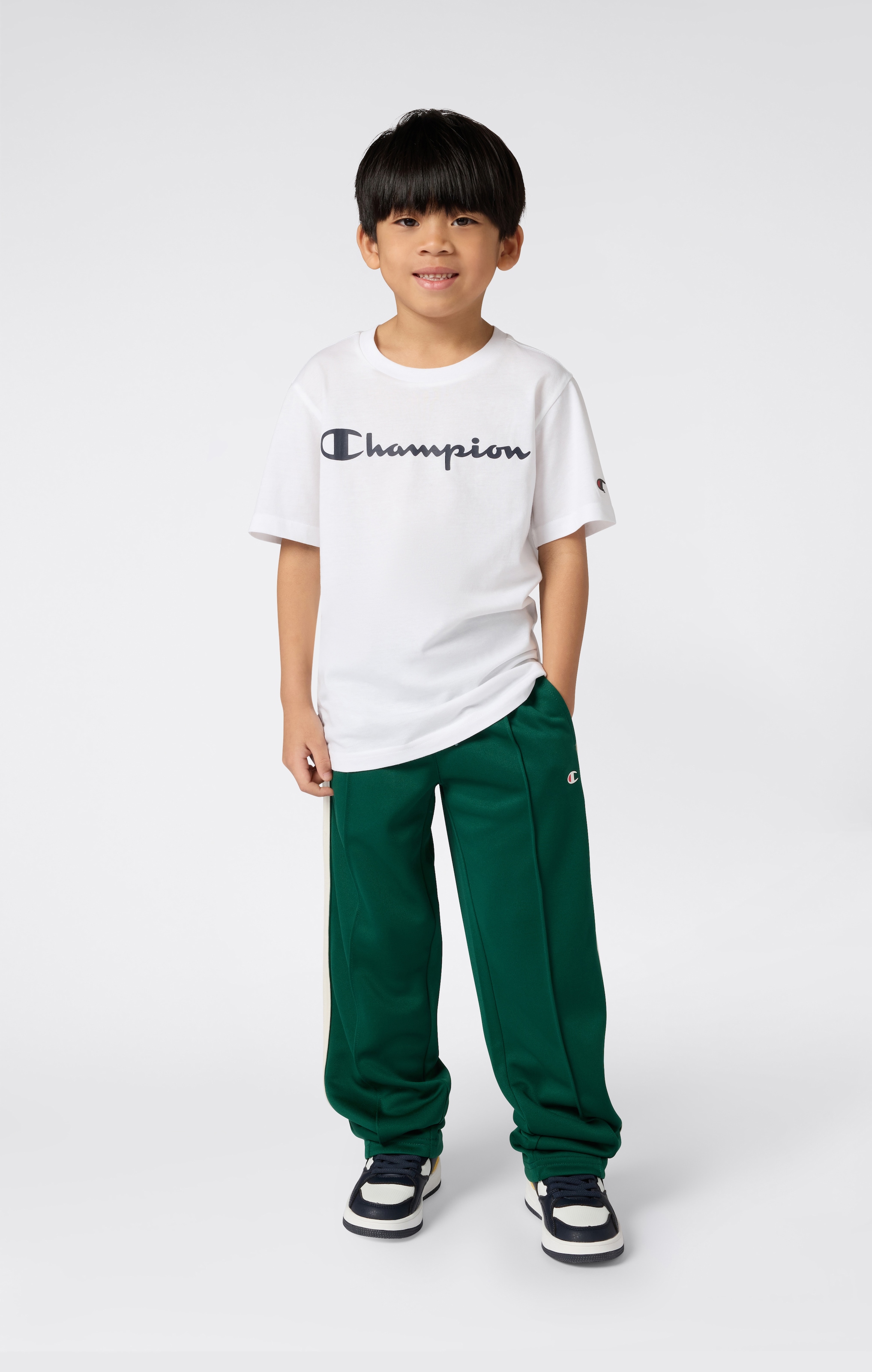 Champion T-Shirt »SPORTWEAR T-SHIRT Standard Fit« für Kinder, Kurzarm, für Sportmode und aktive Freizeit