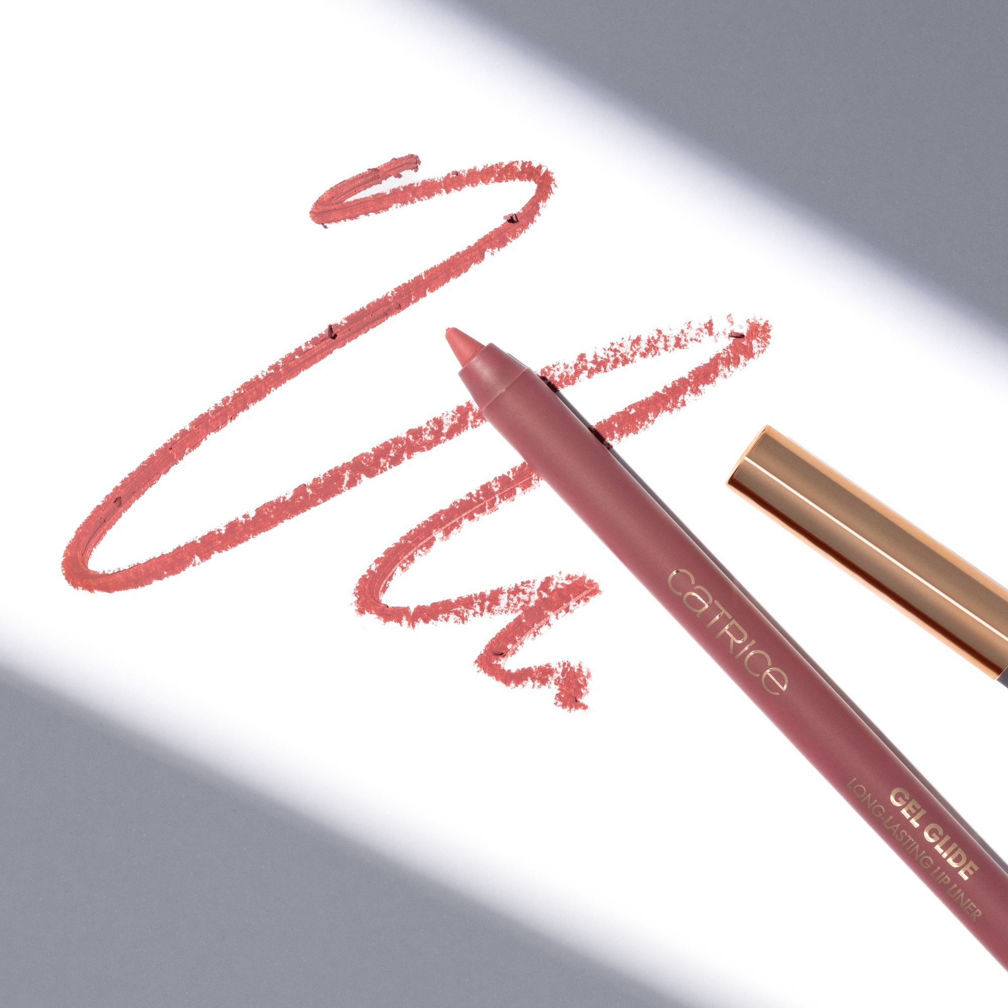 Catrice Lipgloss-Set »THE GLOSS COLLECTIVE BERRY LIP SET« Lippen-Trio in Beerentönen, ein natürlich glänzendes Finish
