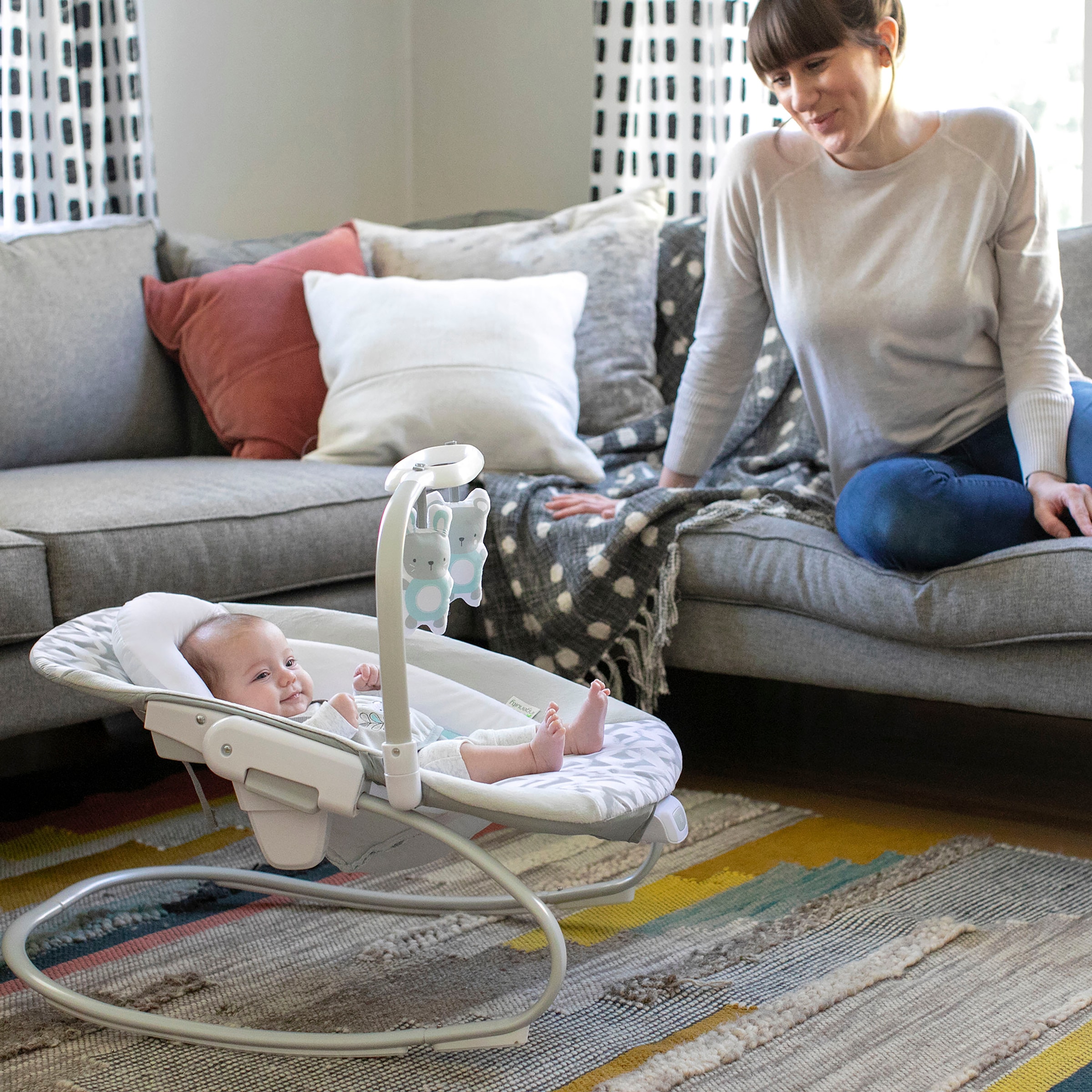 ingenuity Babywippe »SimpleComfort Compact Soothing Swing & Rocker - Raylan« mit Sound-Effekt