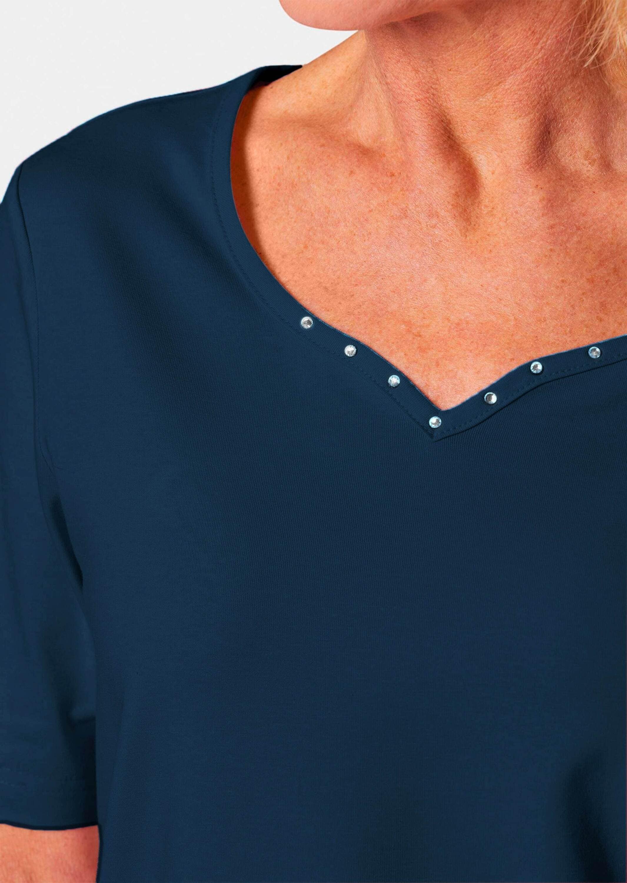 GOLDNER Langarm-Poloshirt »T-Shirt mit charmantem Ausschnitt und Schmucksteinchen«