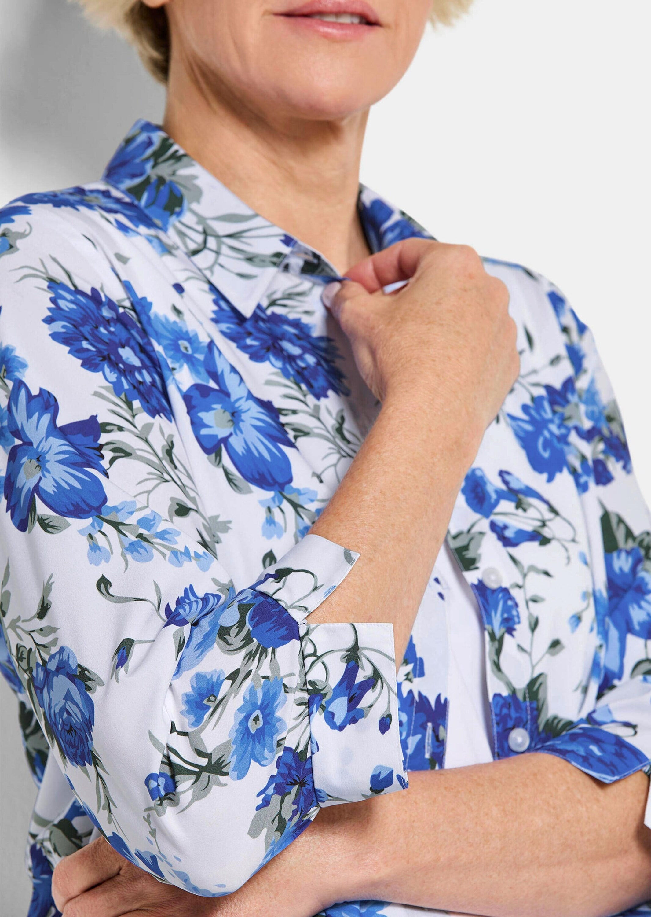 GOLDNER Klassische Bluse »Kurzgröße Hemdbluse mit Spitzenshirt« Spitzeneinsatz