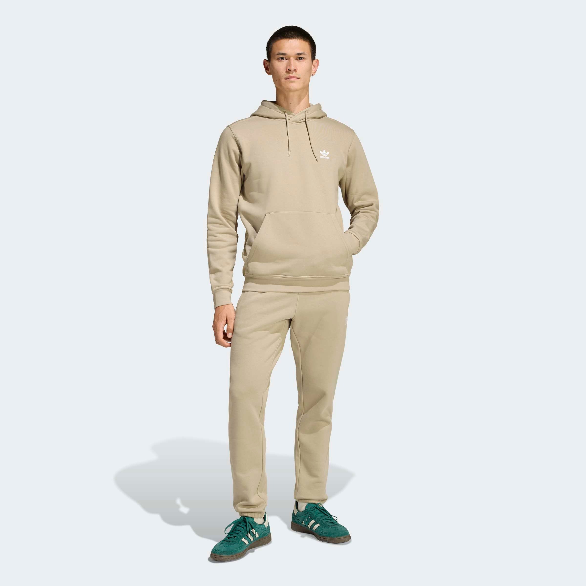 adidas Originals Kapuzensweatshirt »TREFOIL ESSENTIALS HOODIE«, Basic Hoodie, Kapuzenpullover mit Logo
