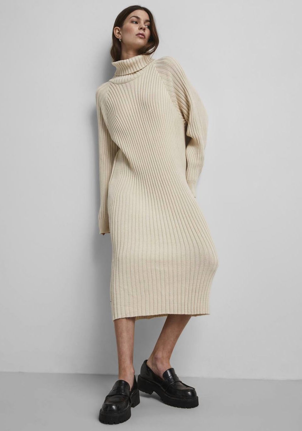 Y.A.S Strickkleid »YASMAVI KNIT MIDI ROLLNECK DRESS«