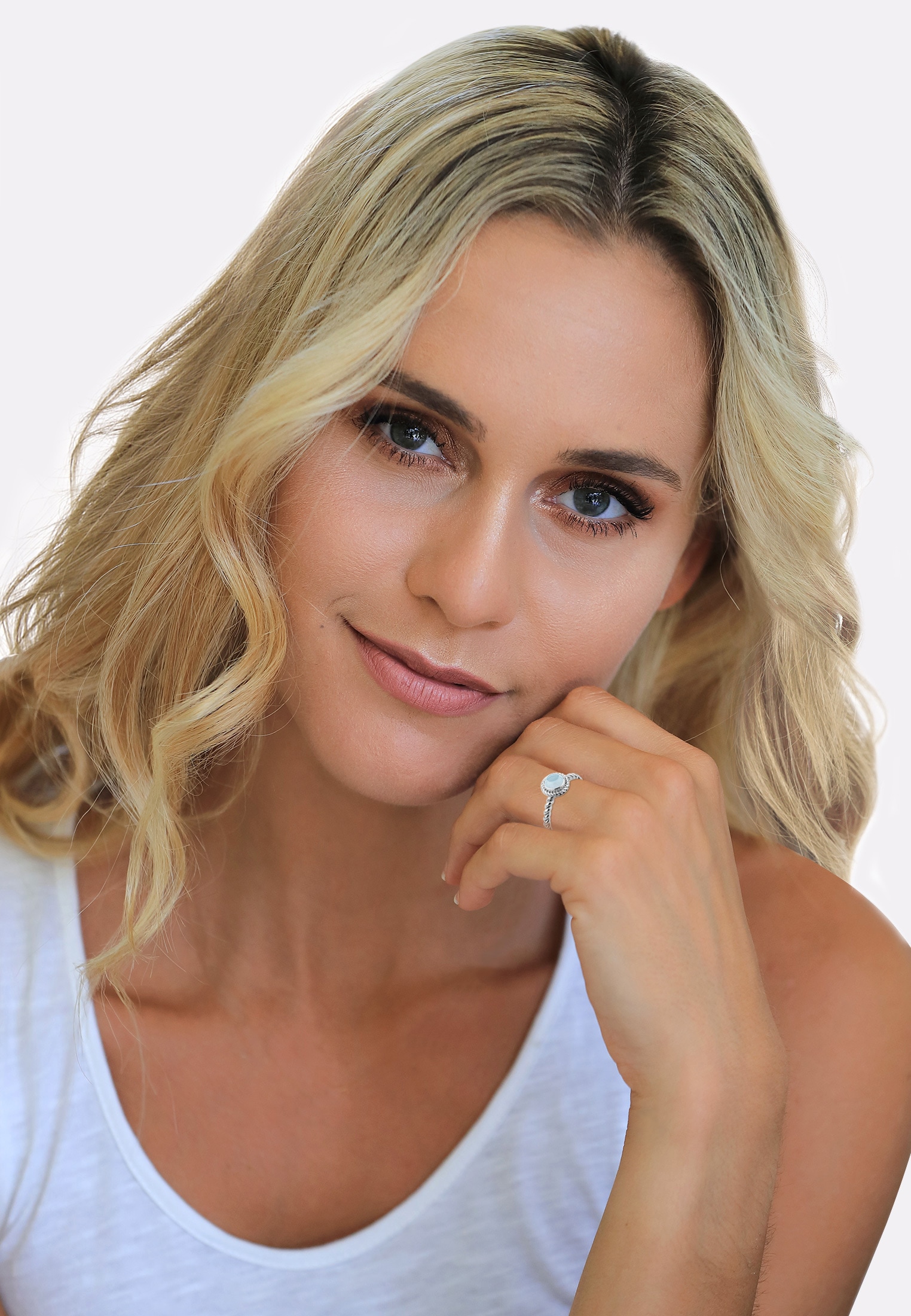 Nenalina Fingerring »Ring Aquamarin Geburtsstein März Trend Stilvoll 925 Silber«