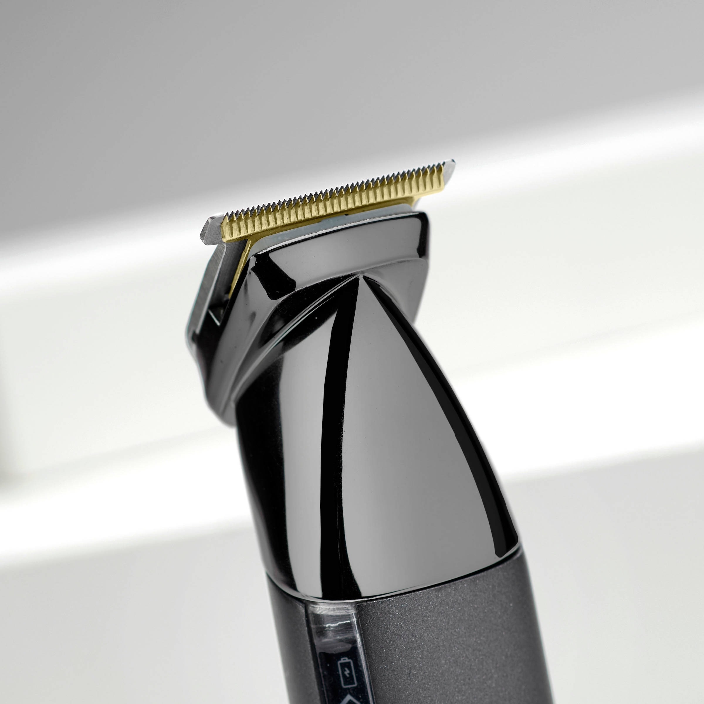 BaByliss Multifunktionstrimmer »Super-X Metal 15-in-1  Multitrimmer«, 4 Aufsätze