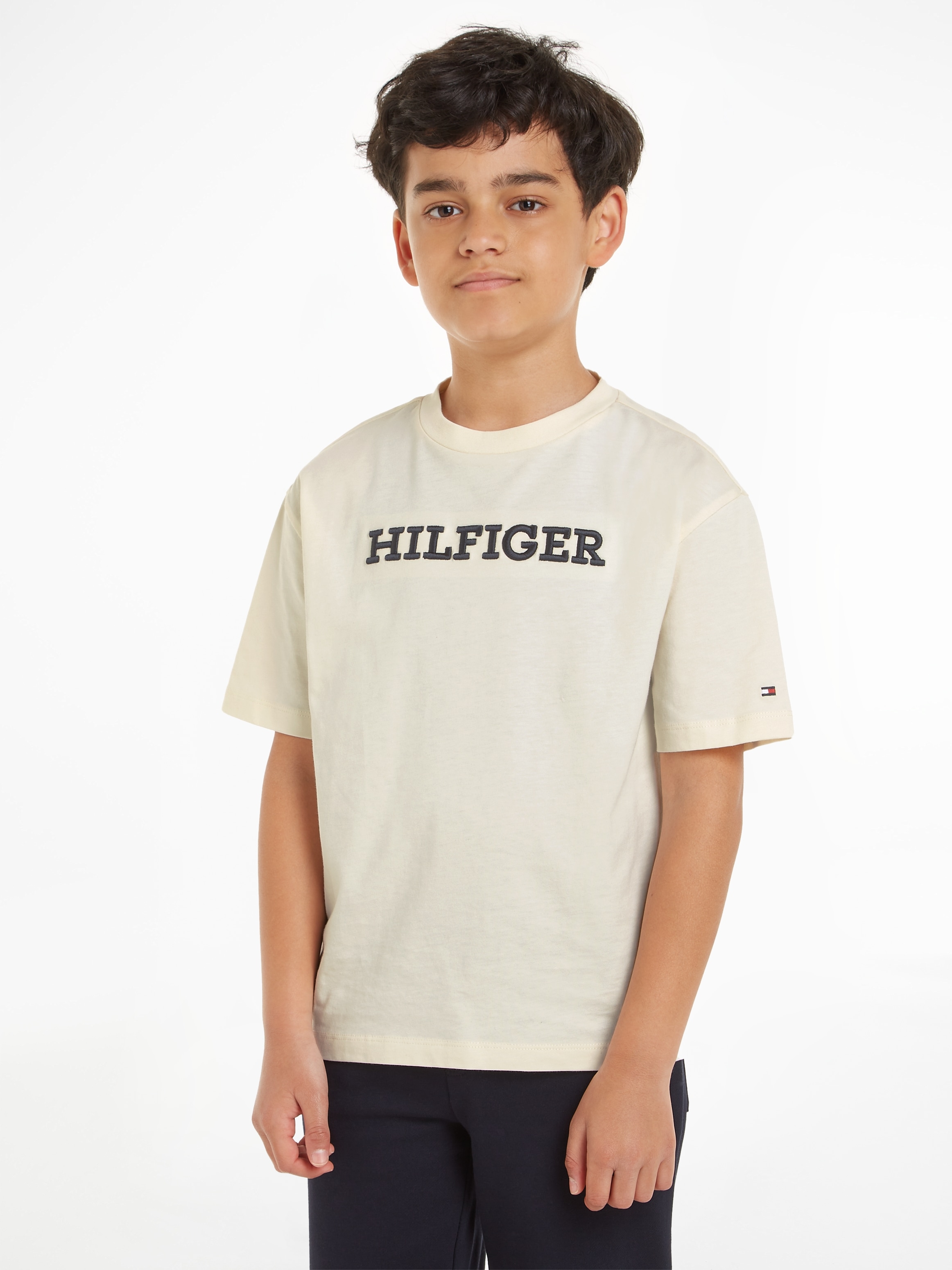 Tommy Hilfiger T-Shirt »U MONOTYPE TEE S/S«, mit großer Logo-Stickerei