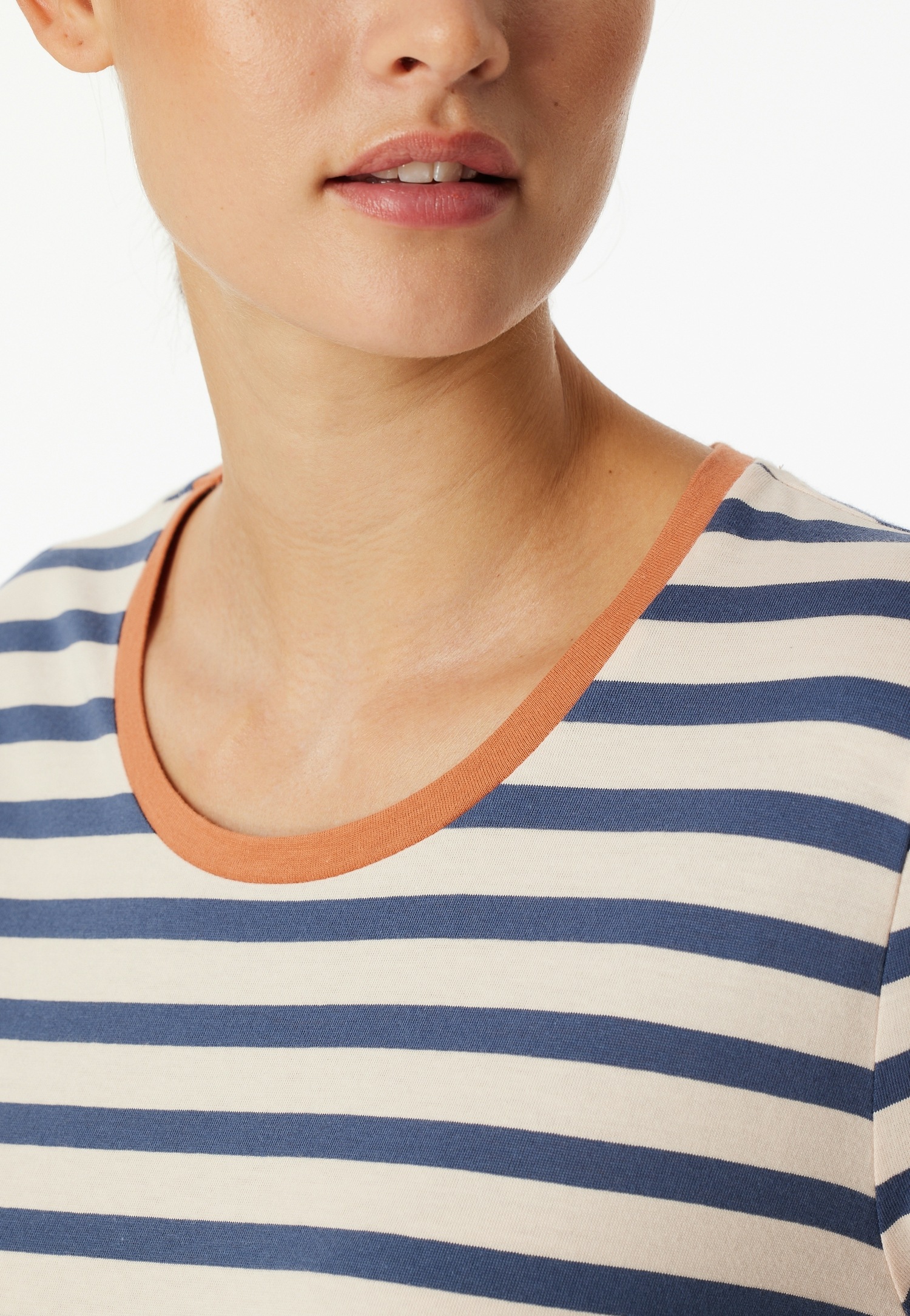 Schiesser Nachthemd »Casual Essentials«, mit langen Ärmeln und seitlichen Taschen
