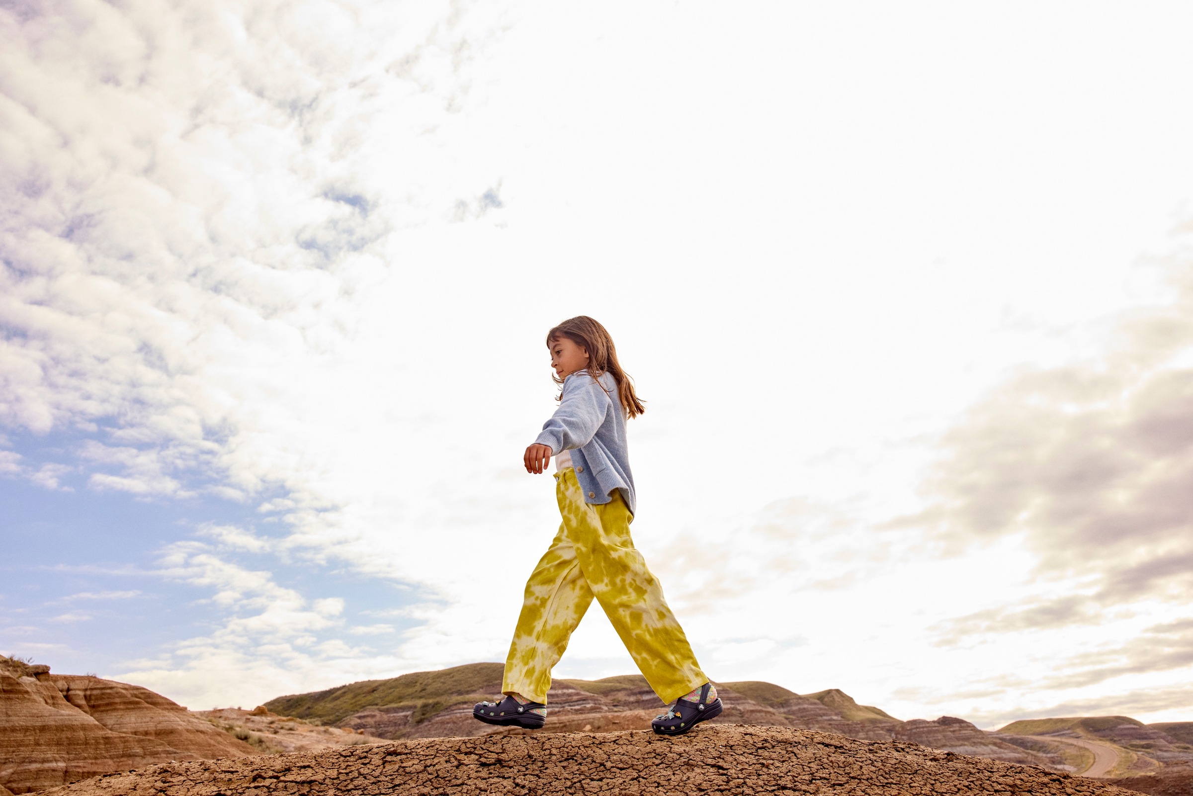 Crocs Clog »Classic K«  Sommerschuh, Hausschuh, Badeschuh mit schwenkbarem Fersenriemchen