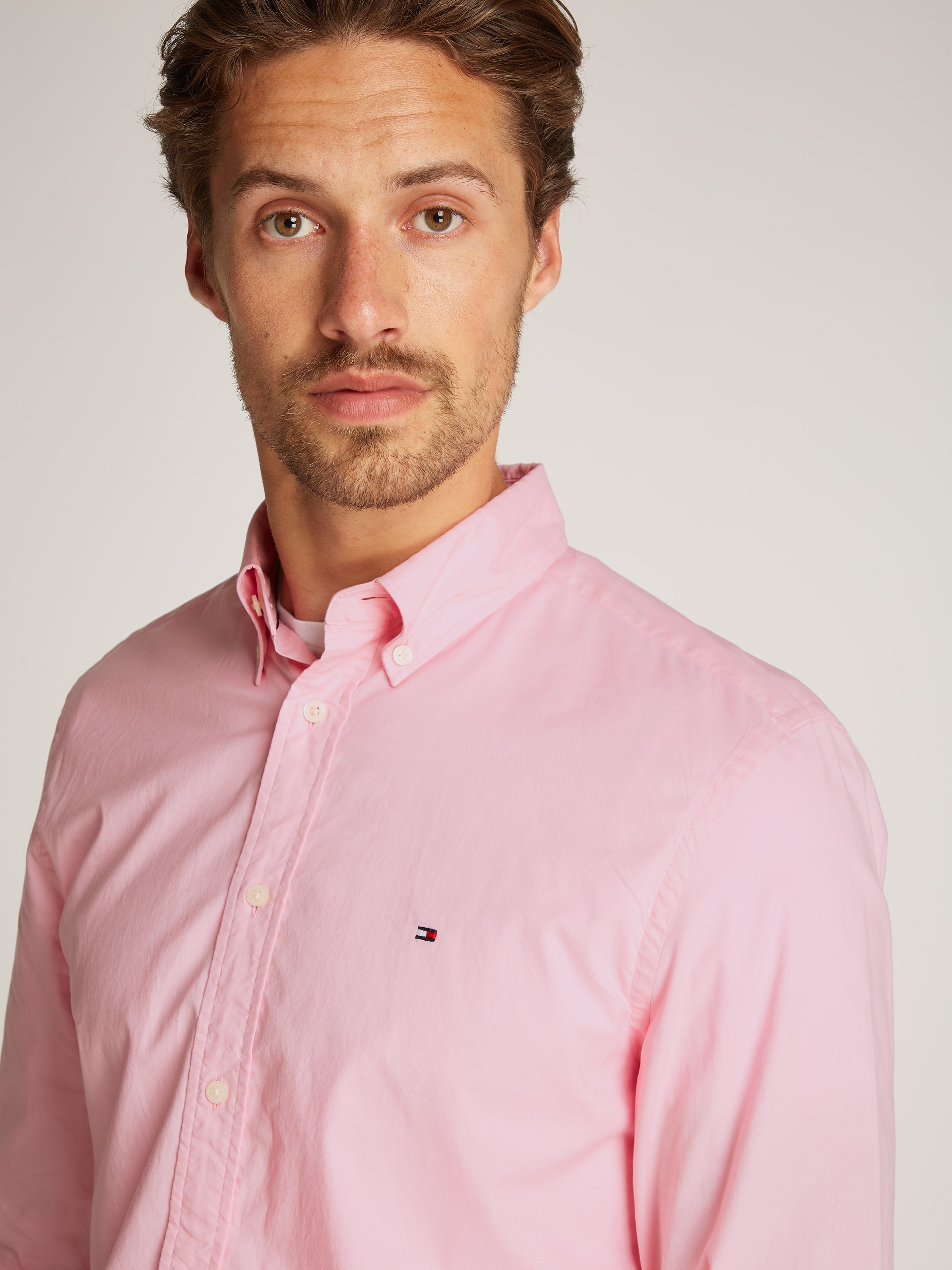 Tommy Hilfiger Businesshemd »FLEX POPLIN SOLID RF SHIRT 1«, mit Logostickerei