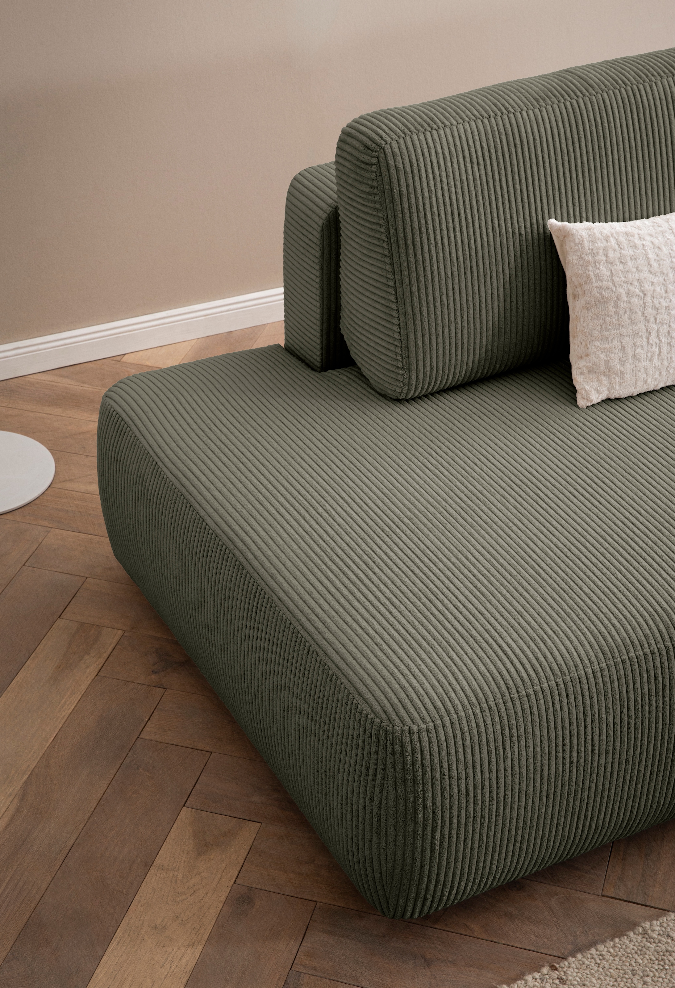 INOSIGN Ecksofa »TORGE, Schlafsofa Cord, Samtvelours u. Strukur fein, Couch in L-Form« Schlaffunktion und Bettkasten, Liegefläche: 210x125 cm, neues Design