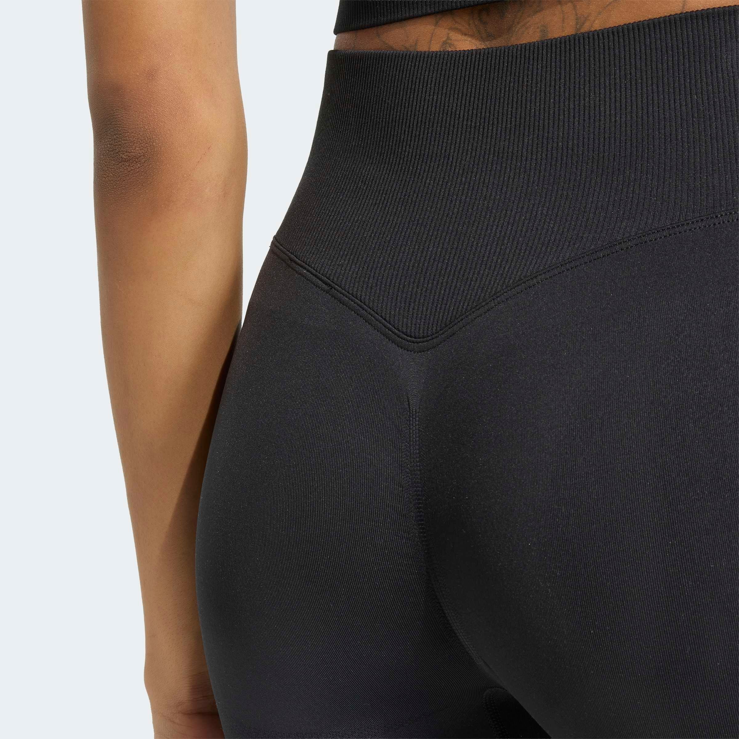 adidas Originals Leggings »ESSENTIALS, NAHTLOS«  SEAMLESS, perfekter Begleiter fürs Workout