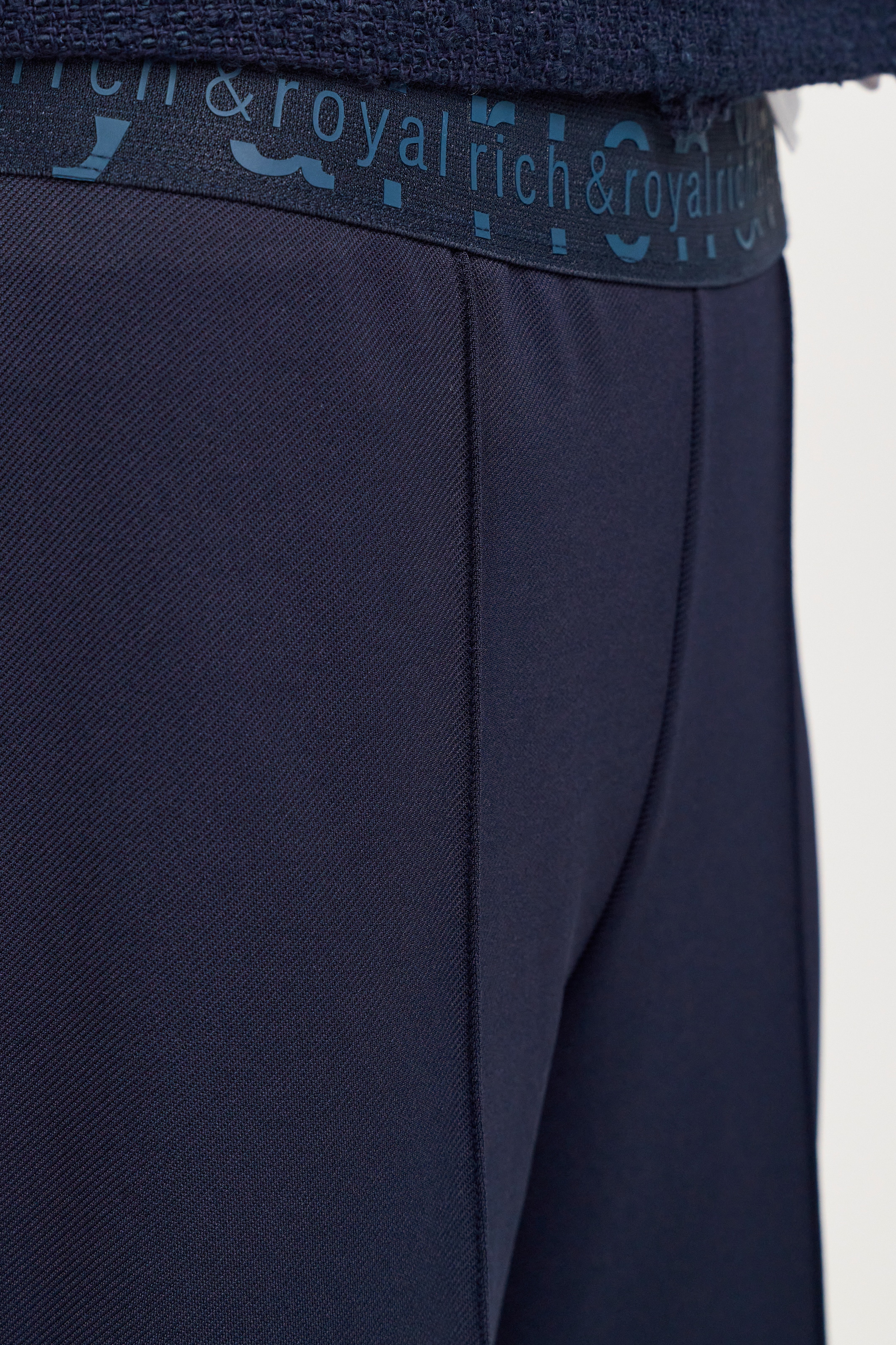 RICHROYAL Bügelfaltenhose, Unechte Leistentaschen hinten; mit elastischem Bund