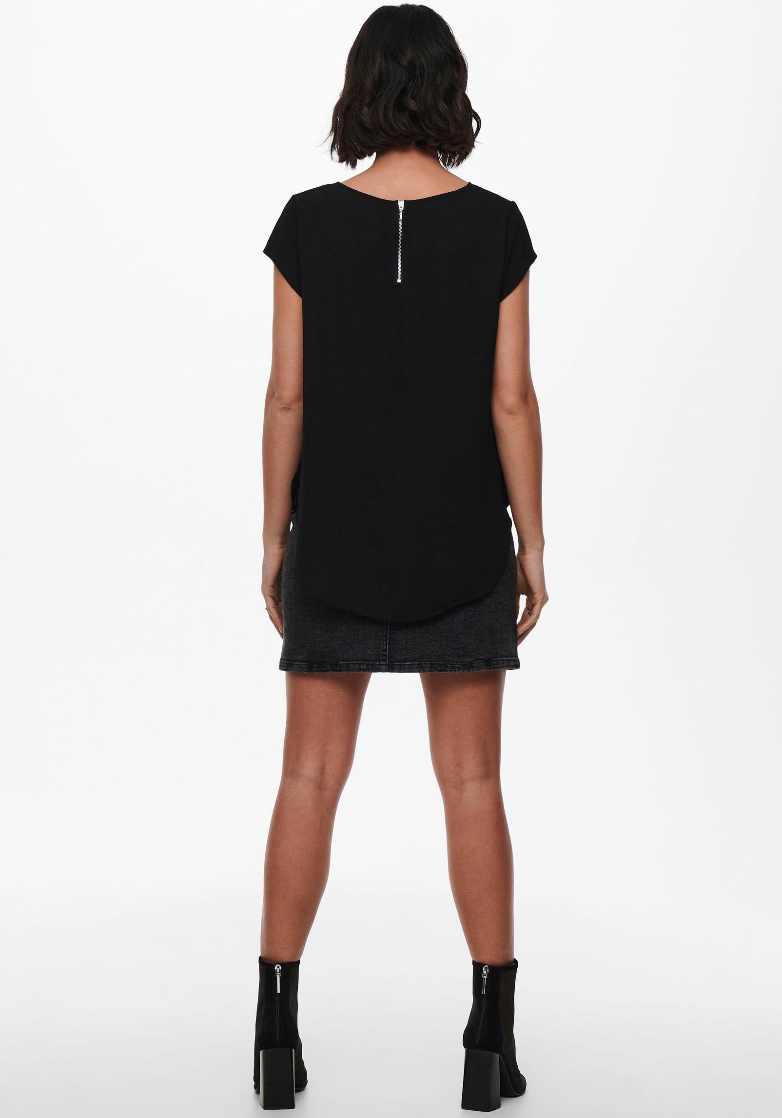 ONLY Kurzarmbluse »ONLVIC – feminines Blusenshirt in lockerer Form« regular fit, Web, Kunstfaser, Rundhals, unifarben