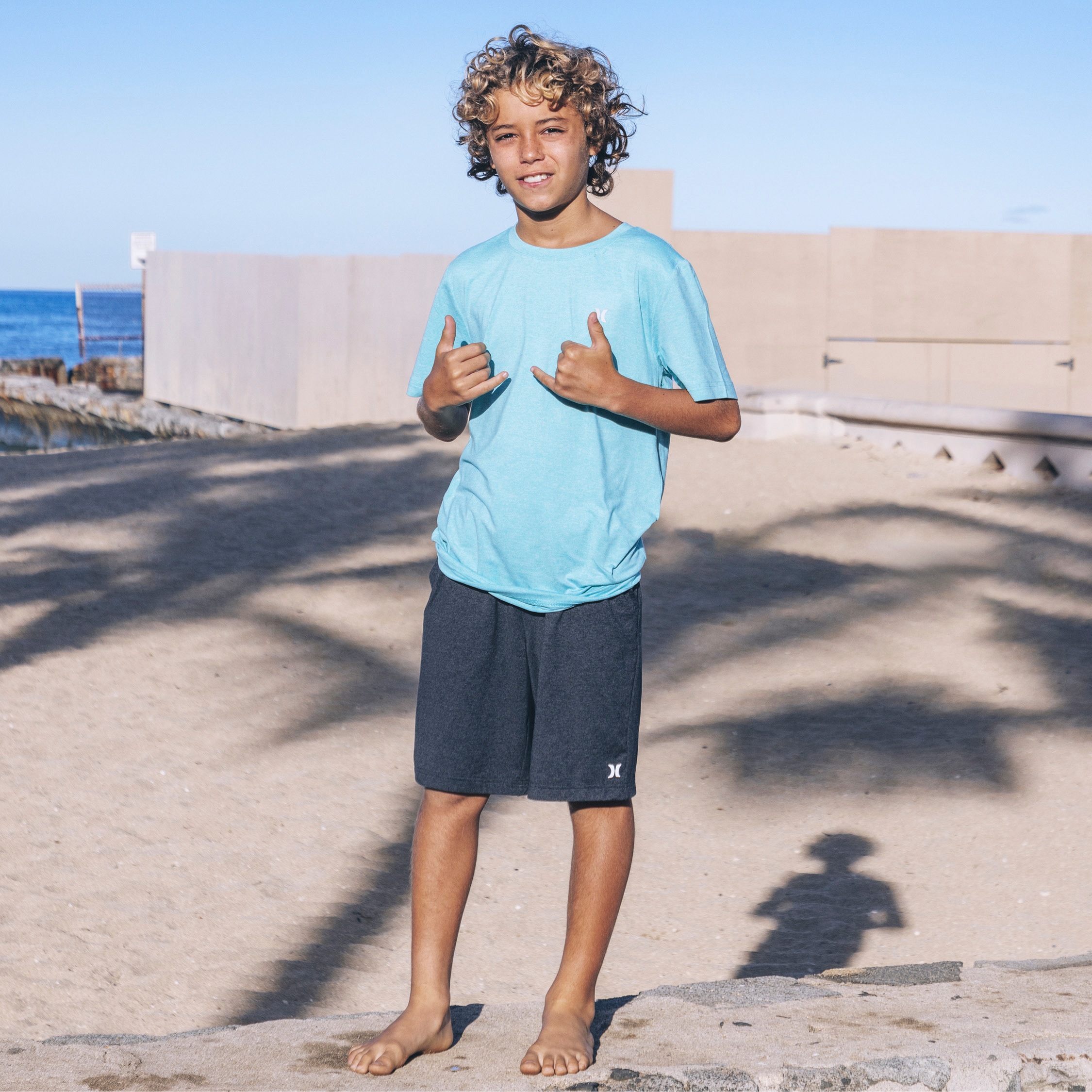 Hurley Sweatshorts »HRLB H2O-DRI SUNSET KNIT SHORT«  mit Kordelverschluss, schnelltrocknend, aus Stretch-Jersey, leicht