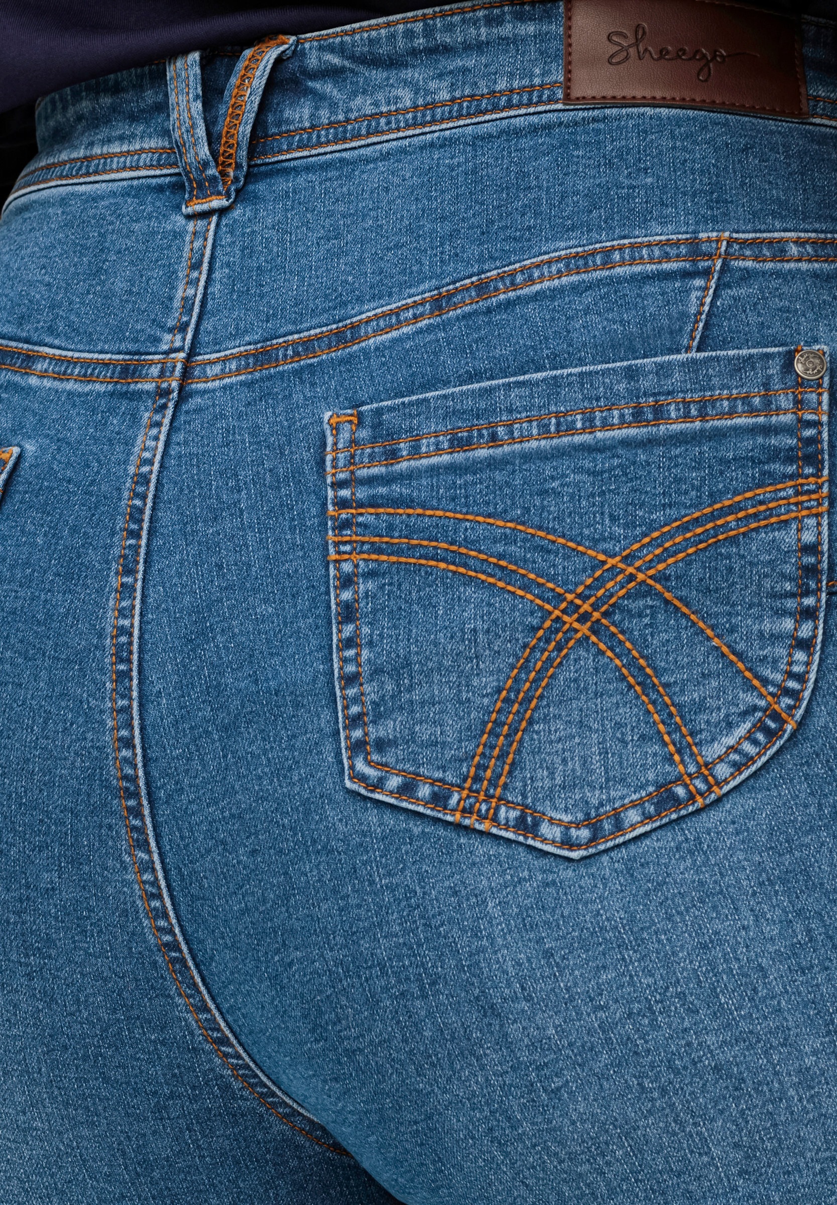 Sheego 5-Pocket-Jeans »7/8-Jeans High-waist-Jeans mit schmalem 7/8-Bein« im Curvy-Schnitt SUSANNE