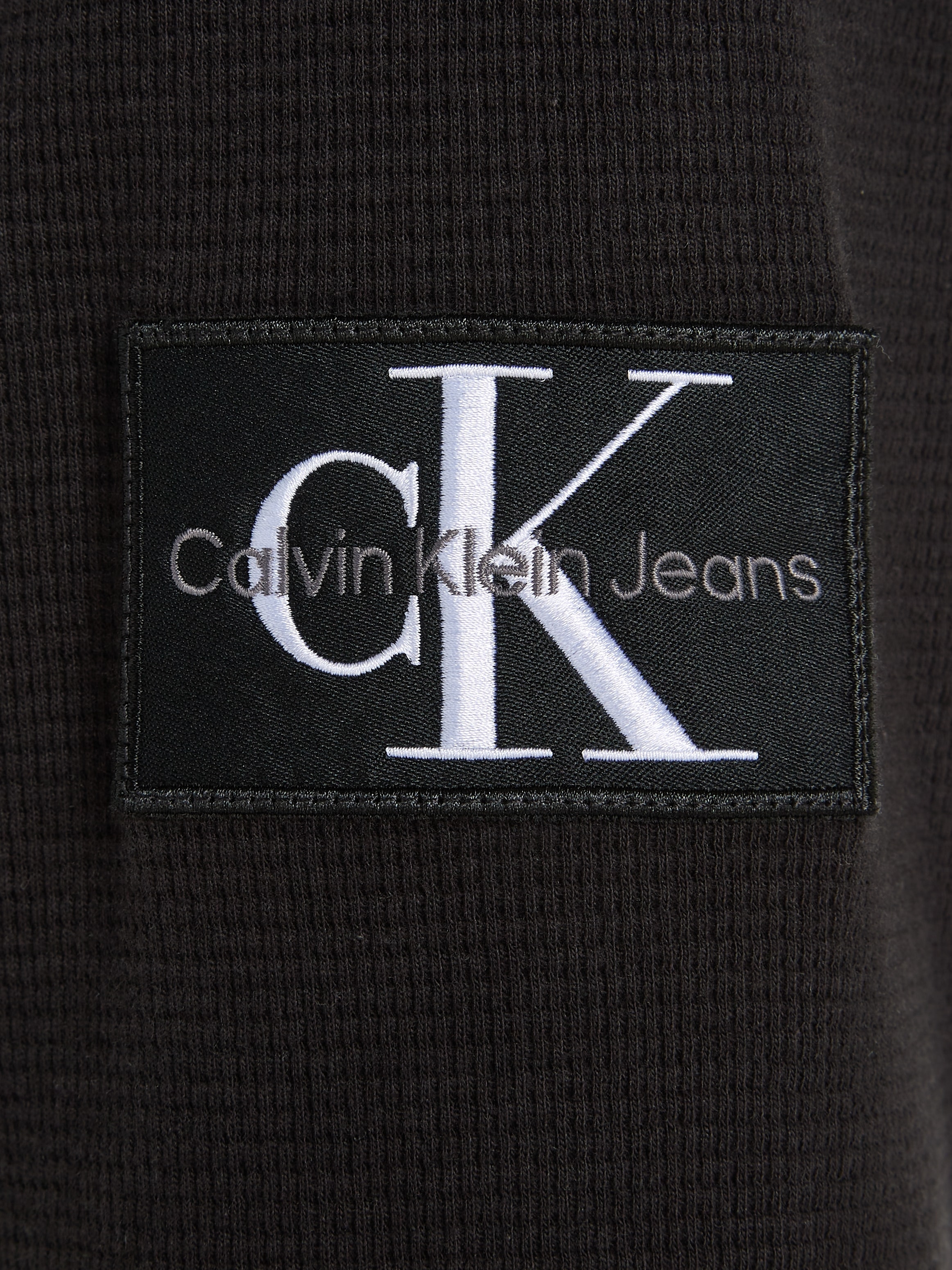 OTTO kaufen Langarmshirt WAFFLE bei »BADGE Klein online Jeans LS Calvin mit TEE«, Logopatch