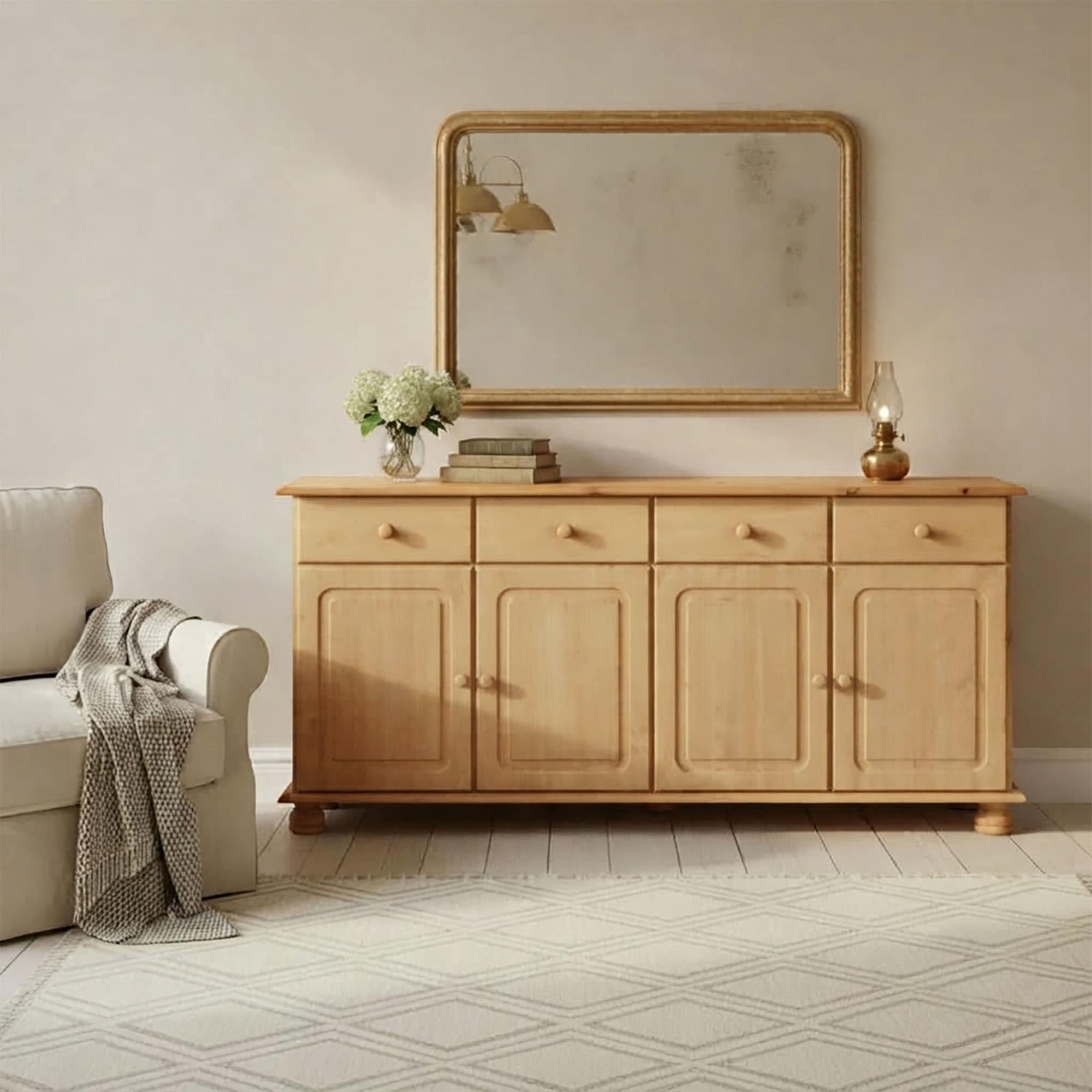OTTO home Sideboard »Mette Kommode mit 4 Türen & 2 Schubladen, die optisch geteilt sind« aus massiver Kiefer, dekorative Fräsung, 2 verstellbare Einlegeböden