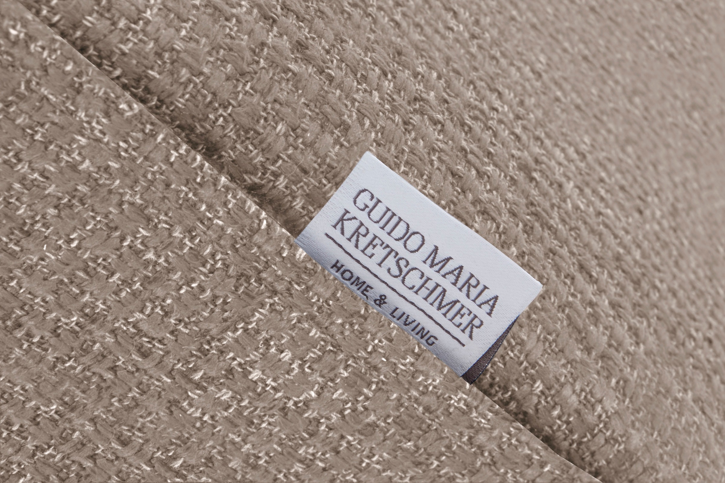 TRENDMANUFAKTUR 2,5-Sitzer »Chilltime, elegant und bequem, Komfortsitzhöhe 46cm, Breite 237cm«, mit eleganter Kreuznaht in den Rückenkissen, Breite 237 cm
