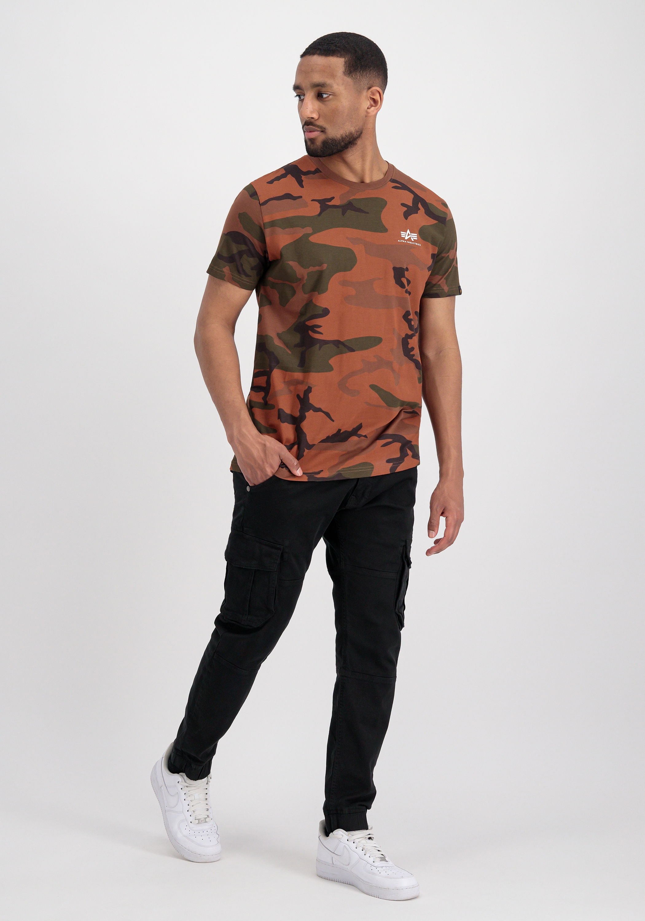 Alpha Industries T-Shirt »Alpha Industries Men - T-Shirts Basic T Small Logo Camo«