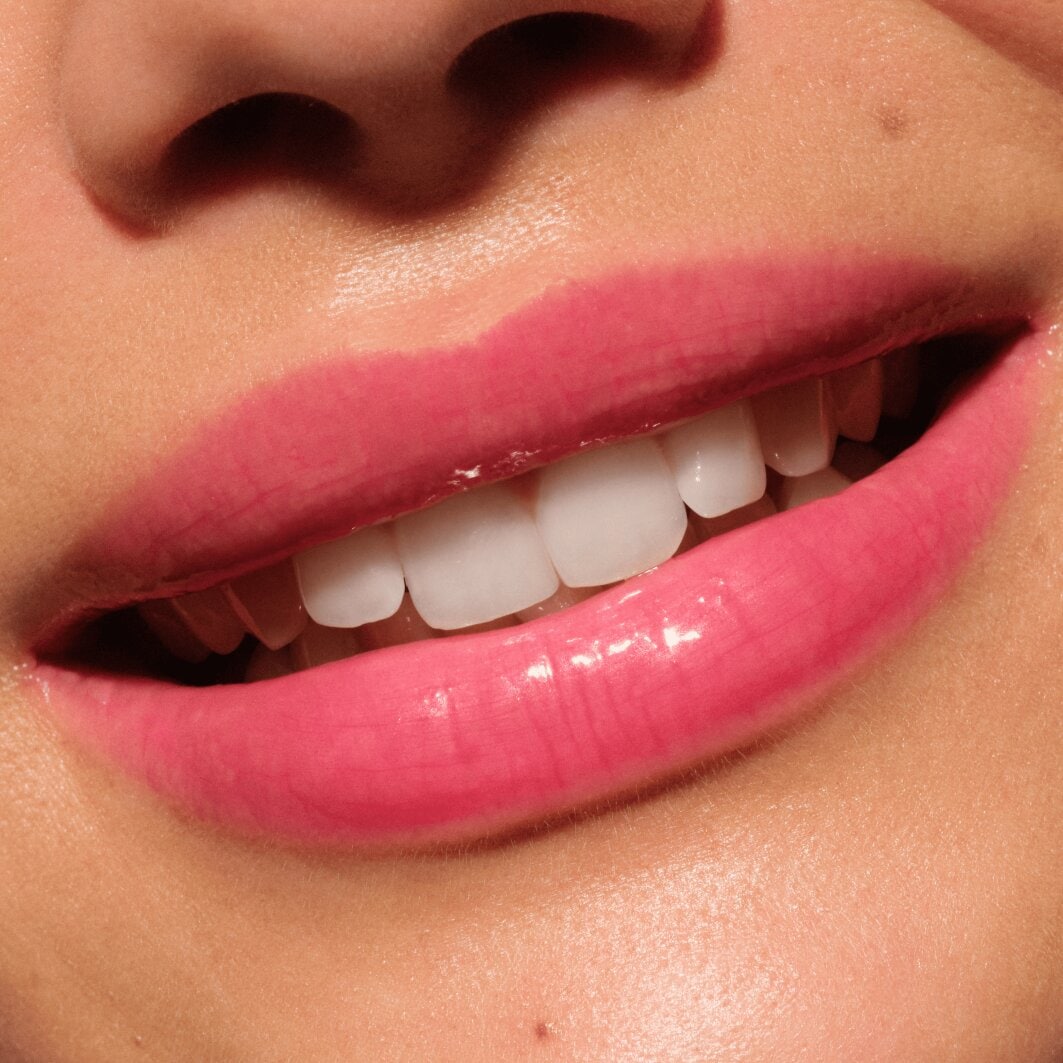 Catrice Lippenbalsam »Butter Drippin' Glossy Lip Balm«, (Set, 3 tlg.), Dezenter Farbakzent, geschmeidig, hochglänzend, spendet Feuchtigkeit.