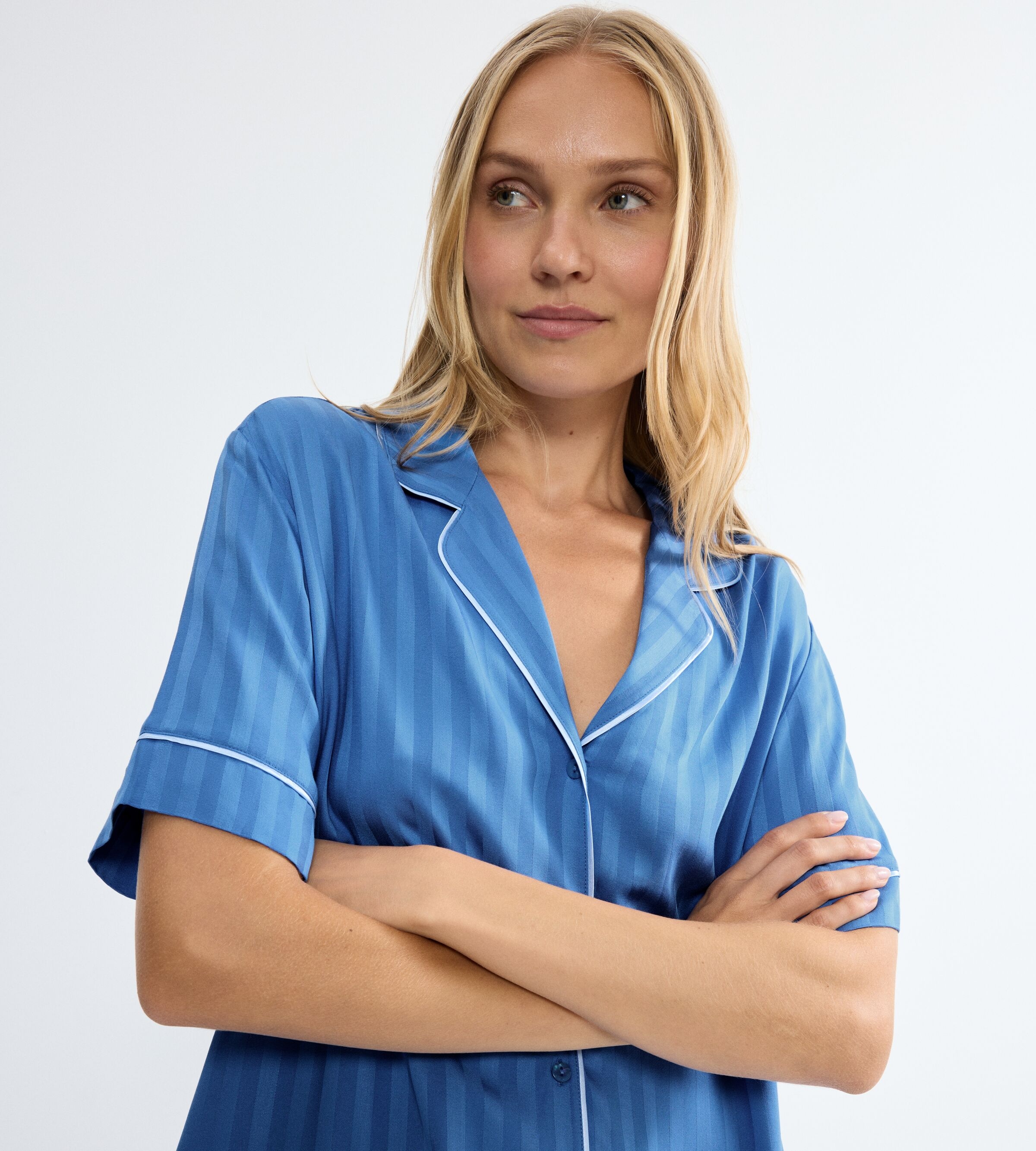 Triumph Nachthemd »Amourette Jacquard NDW SSL« elegant und weich