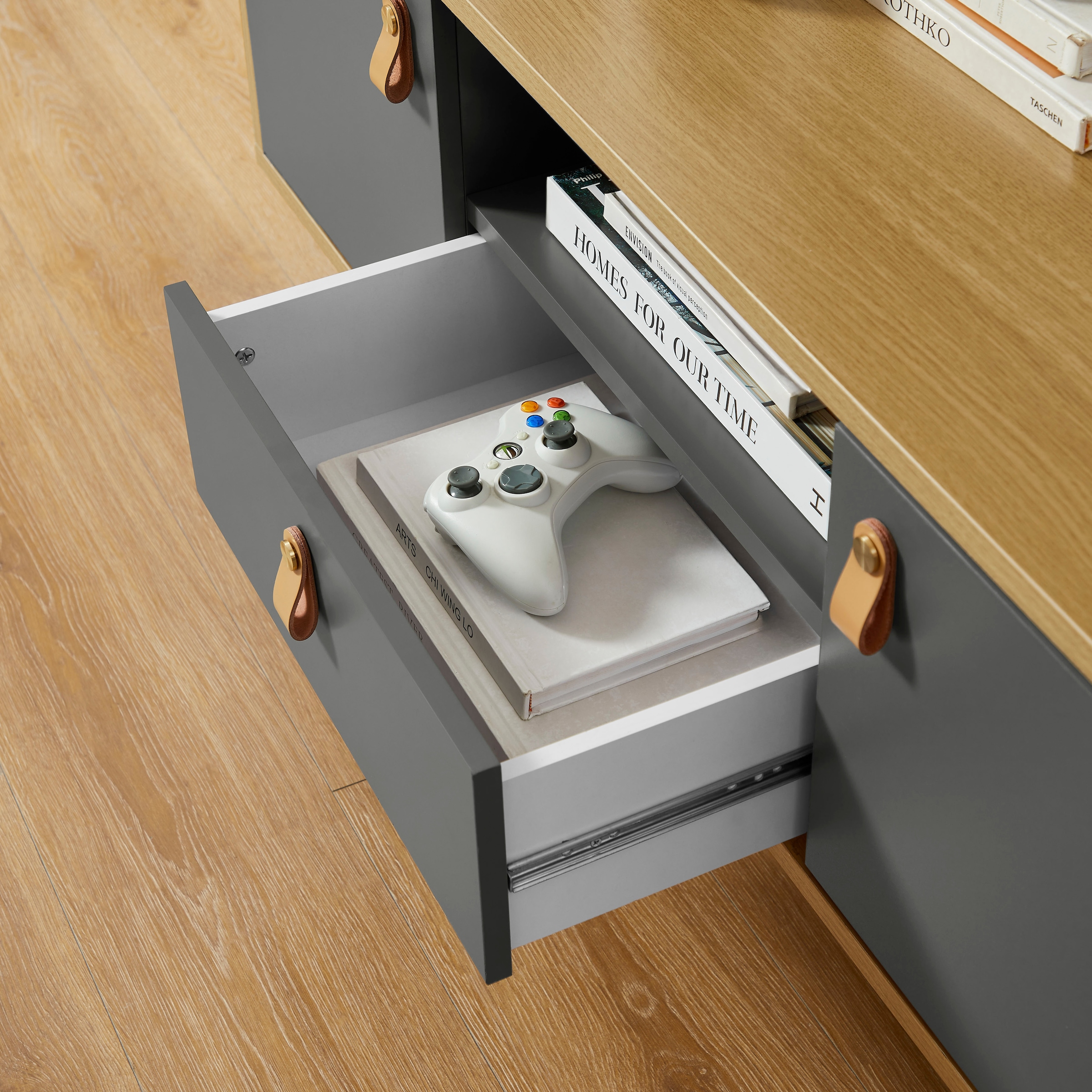 Leonique TV-Board »Avril« Korpus aus Melamin & MDF, ABS-Kunststoff Kanten, Soft-Close-Funktion