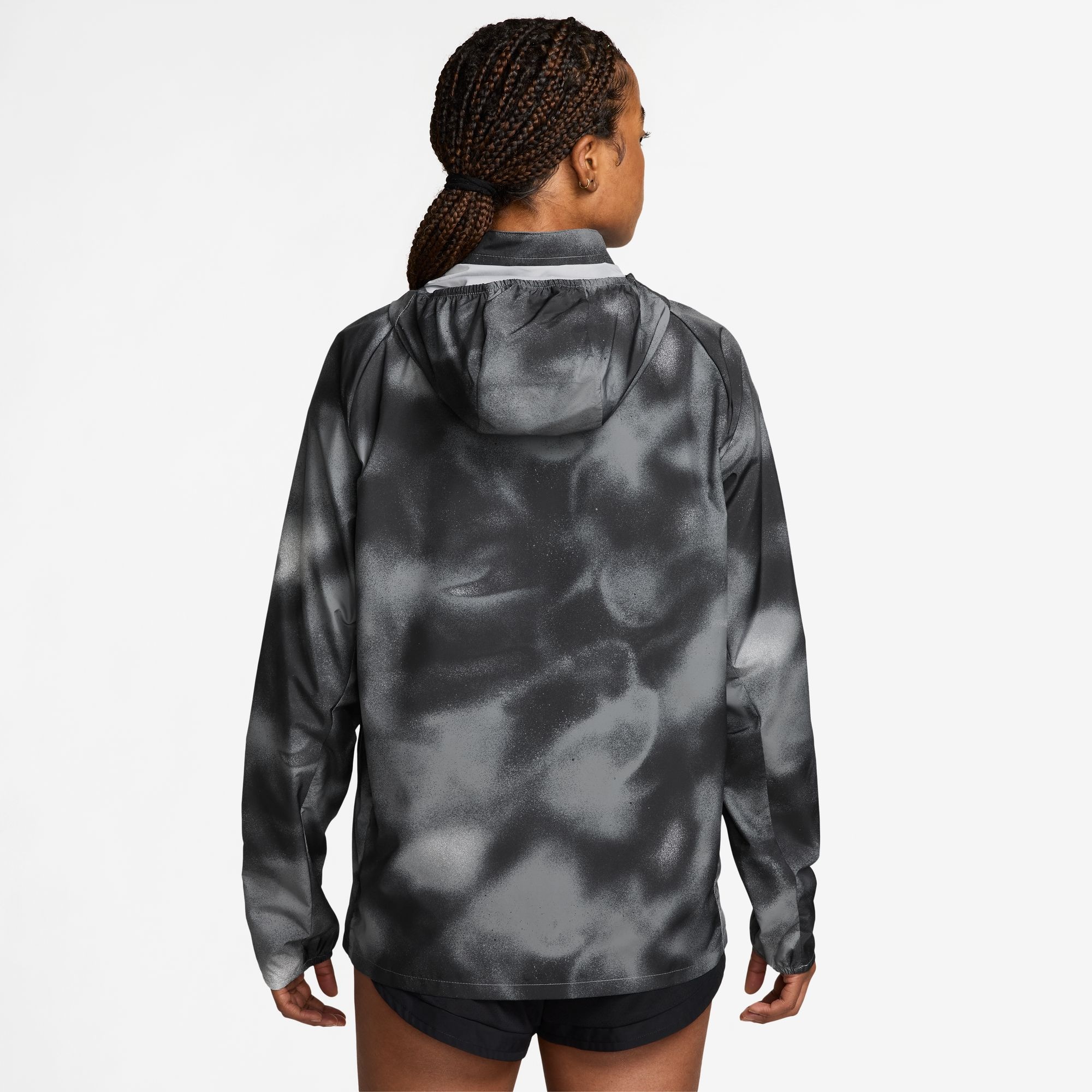 Nike Laufjacke »Nike Miler Men's UV Repel Running Jacket« für den Laufsport entwickelt, mit UV Repel, aus Polyester