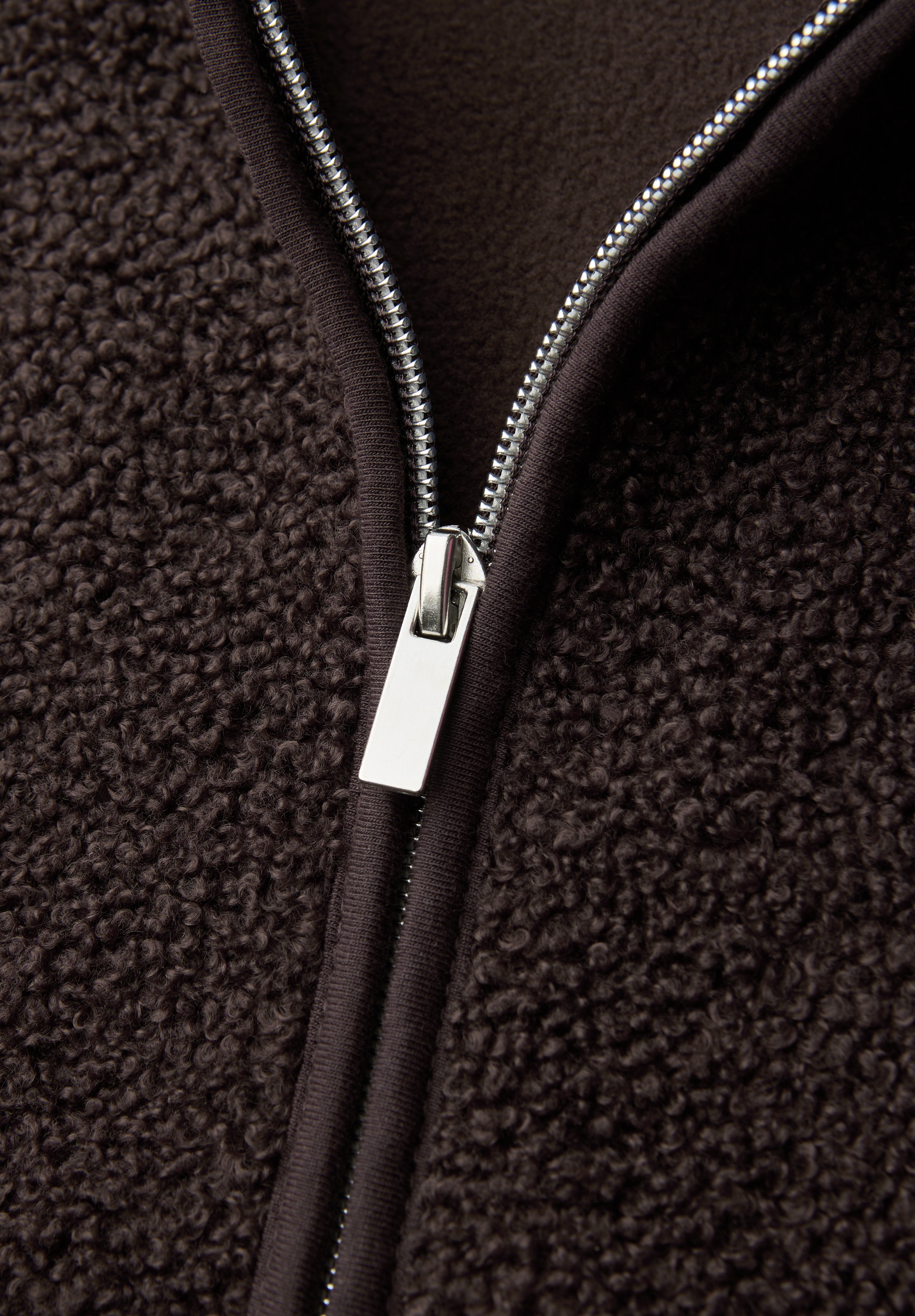 STREET ONE Strickfleecejacke mit Kapuze Teddy-Jacke mit Kapuze und Reißverschluss