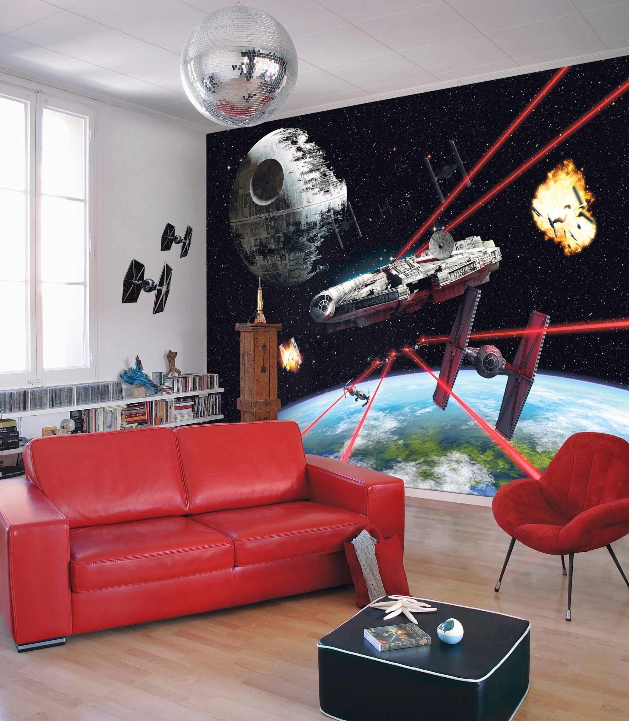 Komar Fototapete »Star Wars Millennium Falcon«, bedruckt-Comic, 368x254 cm (Breite  x Höhe), inklusive Kleister online bestellen bei OTTO