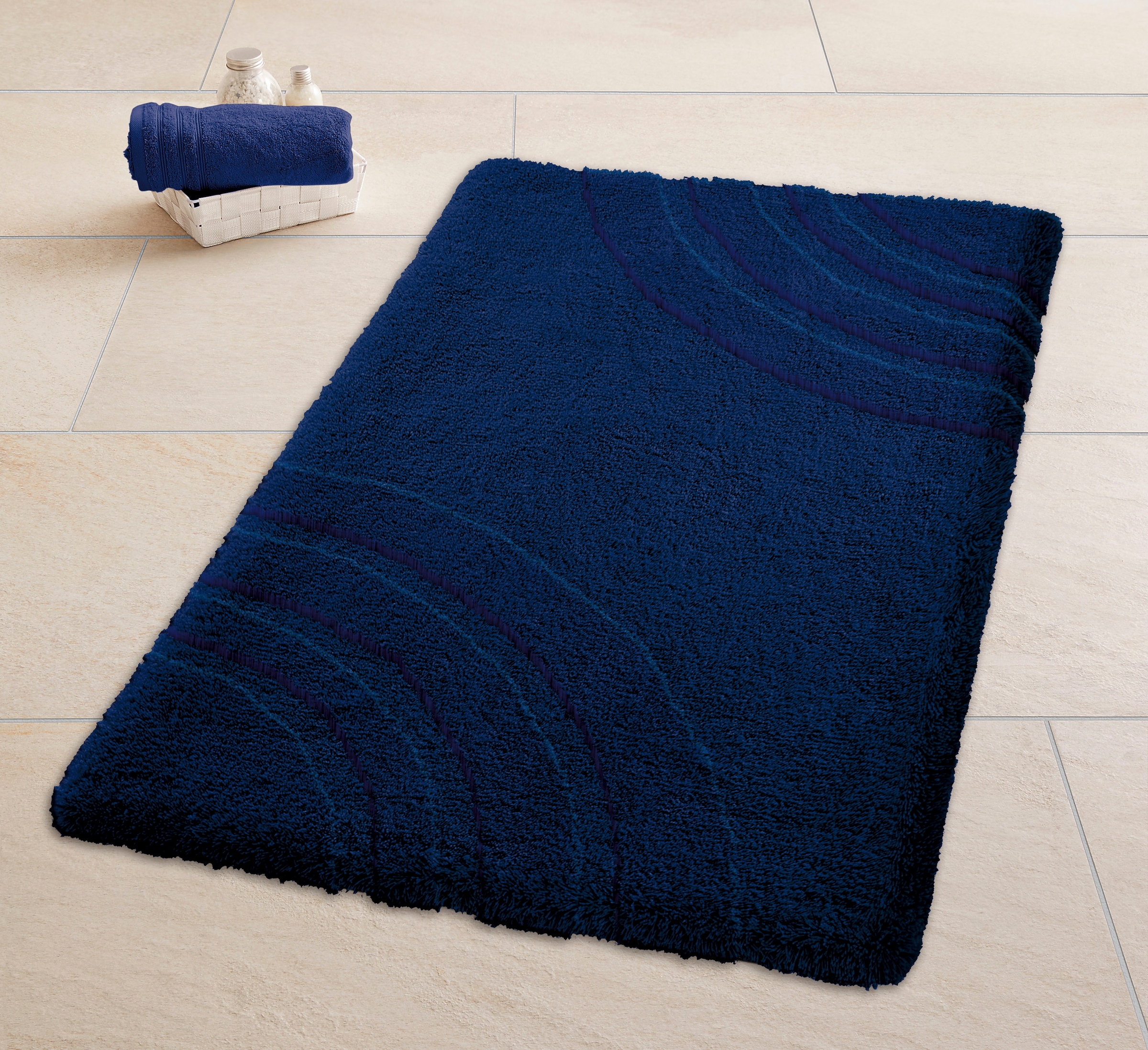 Kleine Wolke Badematte »»Saturn«, Badvorleger, Badezimmer Teppich« Höhe 25 mm rutschhemmend beschichtet fußbodenheizungsgeeignet Badteppich, Uni Farben, modernes Design, Hoch-Tief Effekt