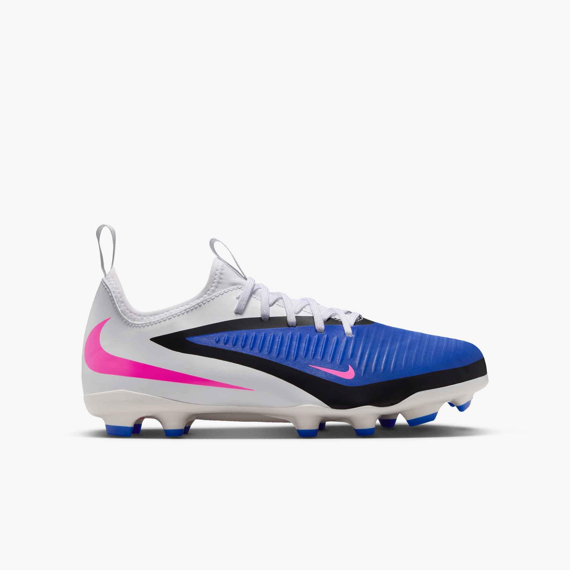 Nike Fußballschuh »Jr. Phantom 6 Low Academy«  Außensohle für Rasen & Kunstrasen und feste Böden
