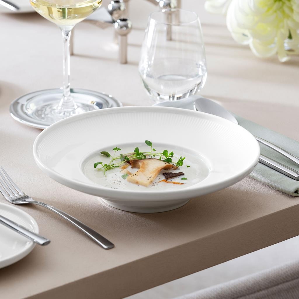 Villeroy & Boch Geschirr-Set »Einsteiger-Set Afina 8er Set weiß« Spülmaschinengeeignet, Mikrowellenfest