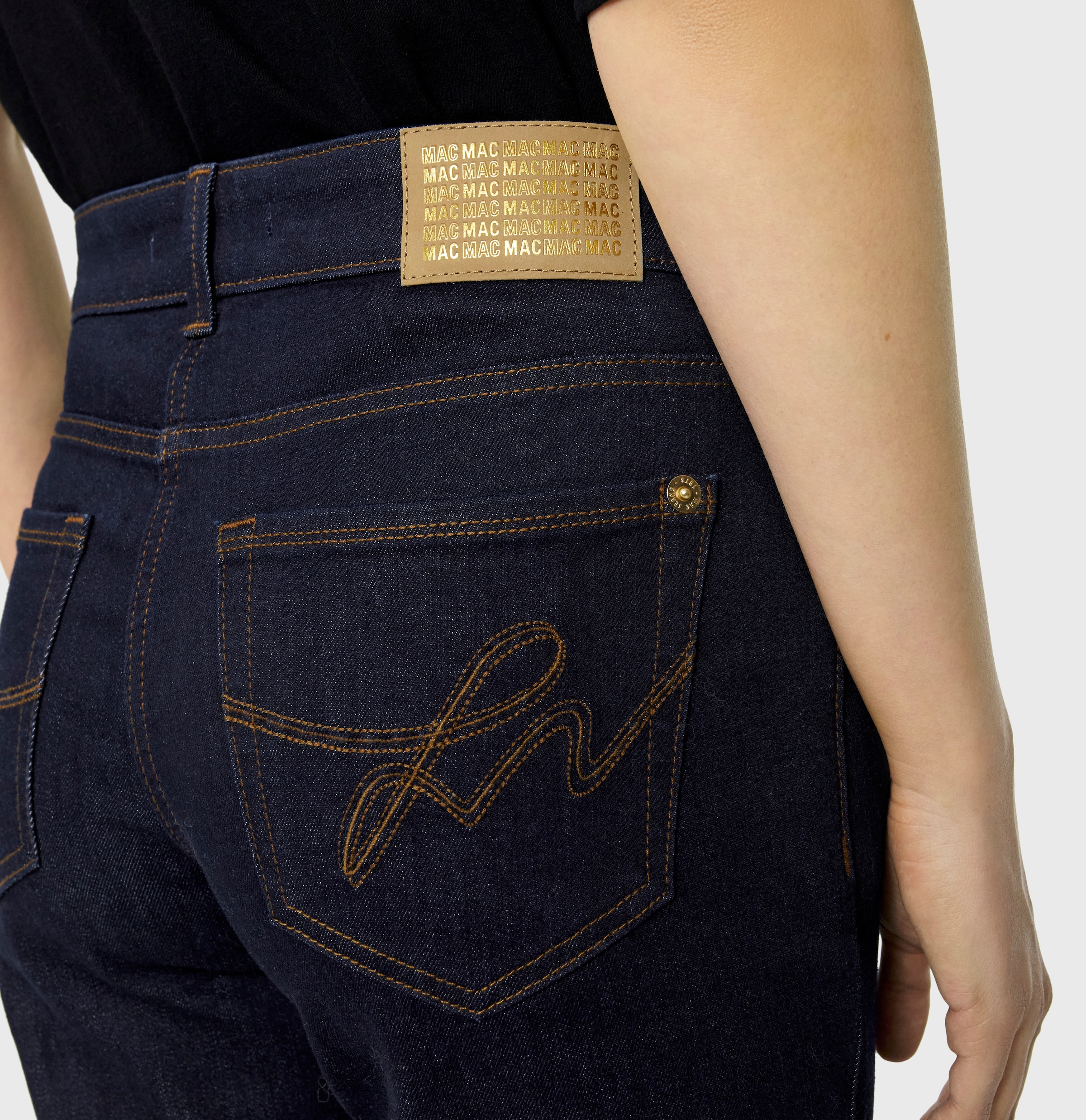 MAC Slim-fit-Jeans »CARRIE straight« Atmungsaktiver Ganzjahres-Denim