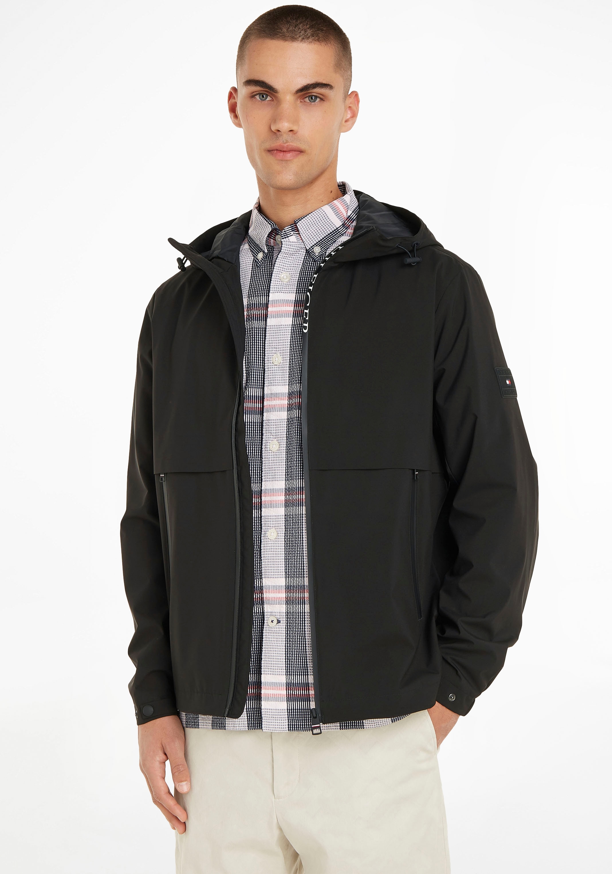 Tommy Hilfiger Windbreaker »TH PROTECT SAIL HOODED JACKET«, mit Kapuze, mit vielen... kaufen